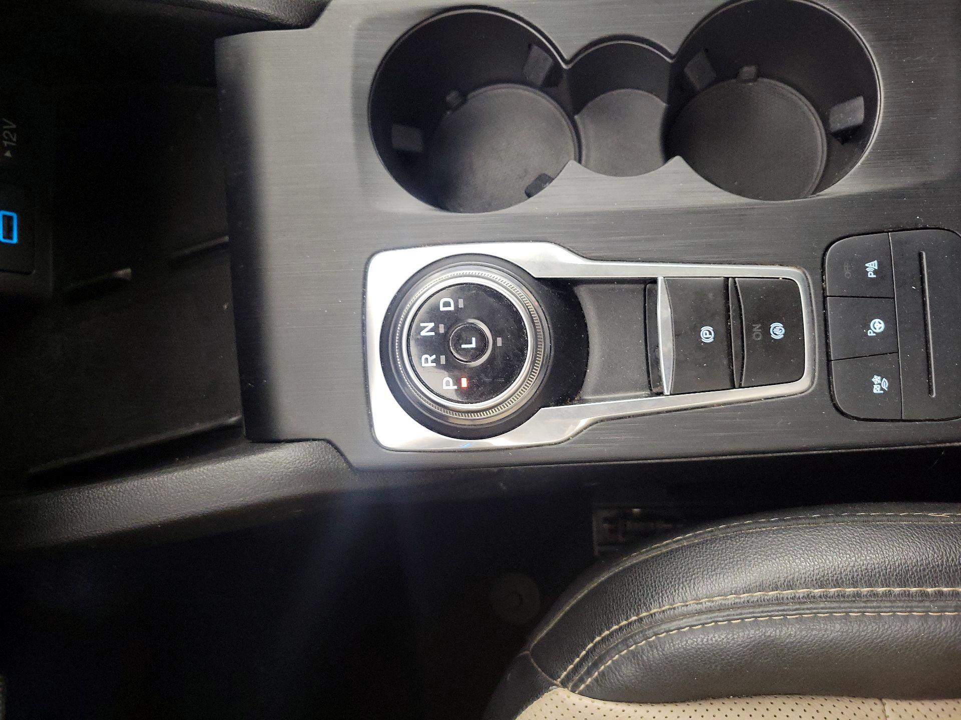 Thumbnail: 2022 Ford Escape - 18