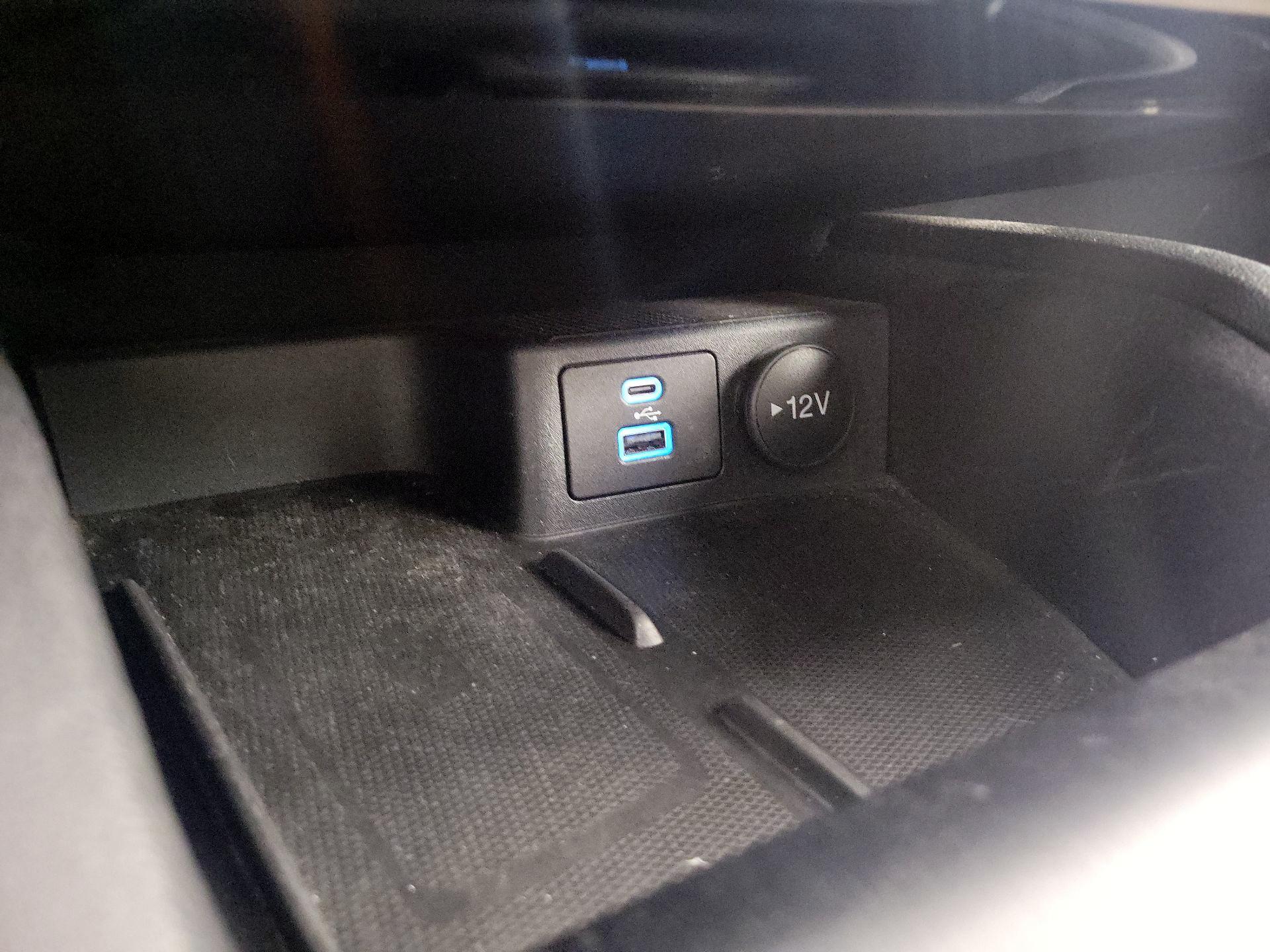 Thumbnail: 2022 Ford Escape - 19