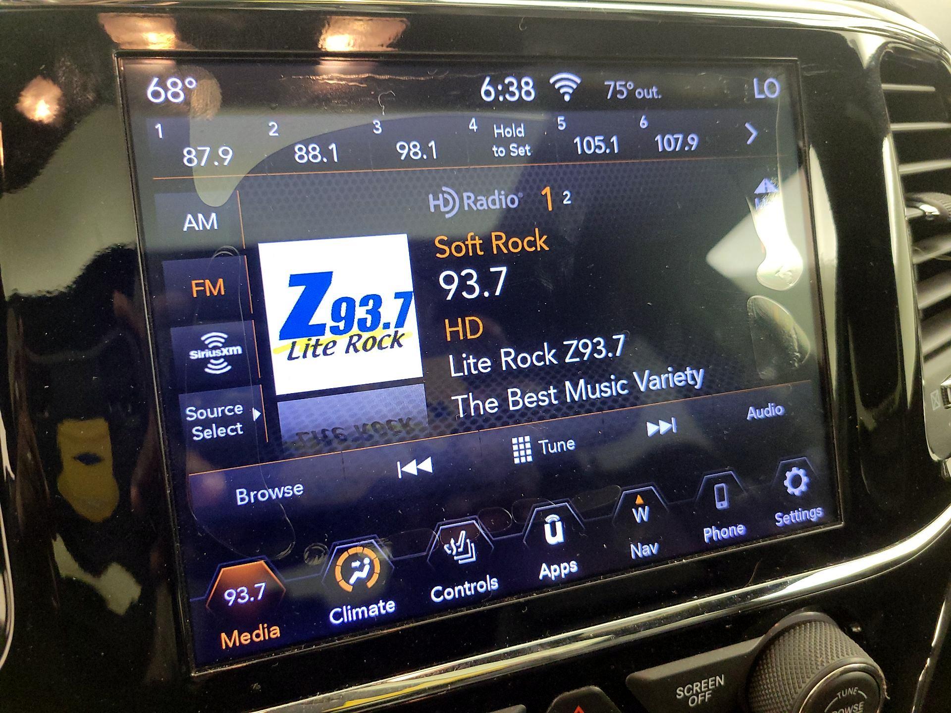 Thumbnail: 2020 Jeep Grand Cherokee - 16