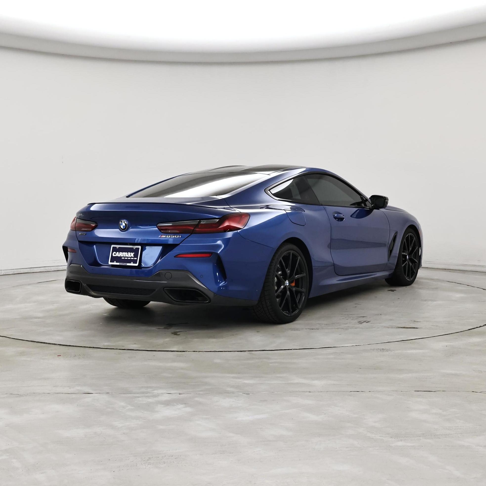 Thumbnail: 2019 BMW 8 Series - 8