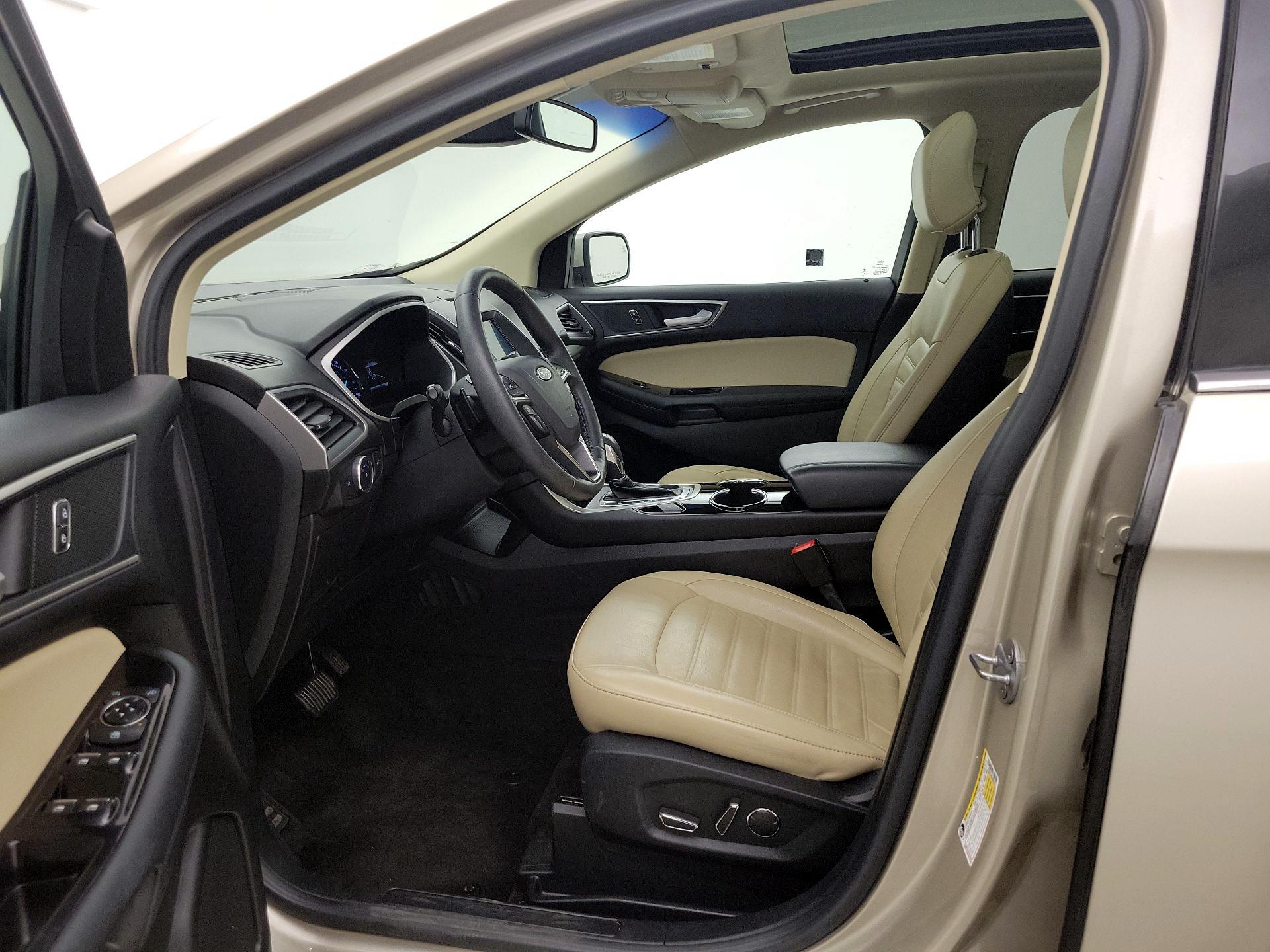 Thumbnail: 2018 Ford Edge - 11