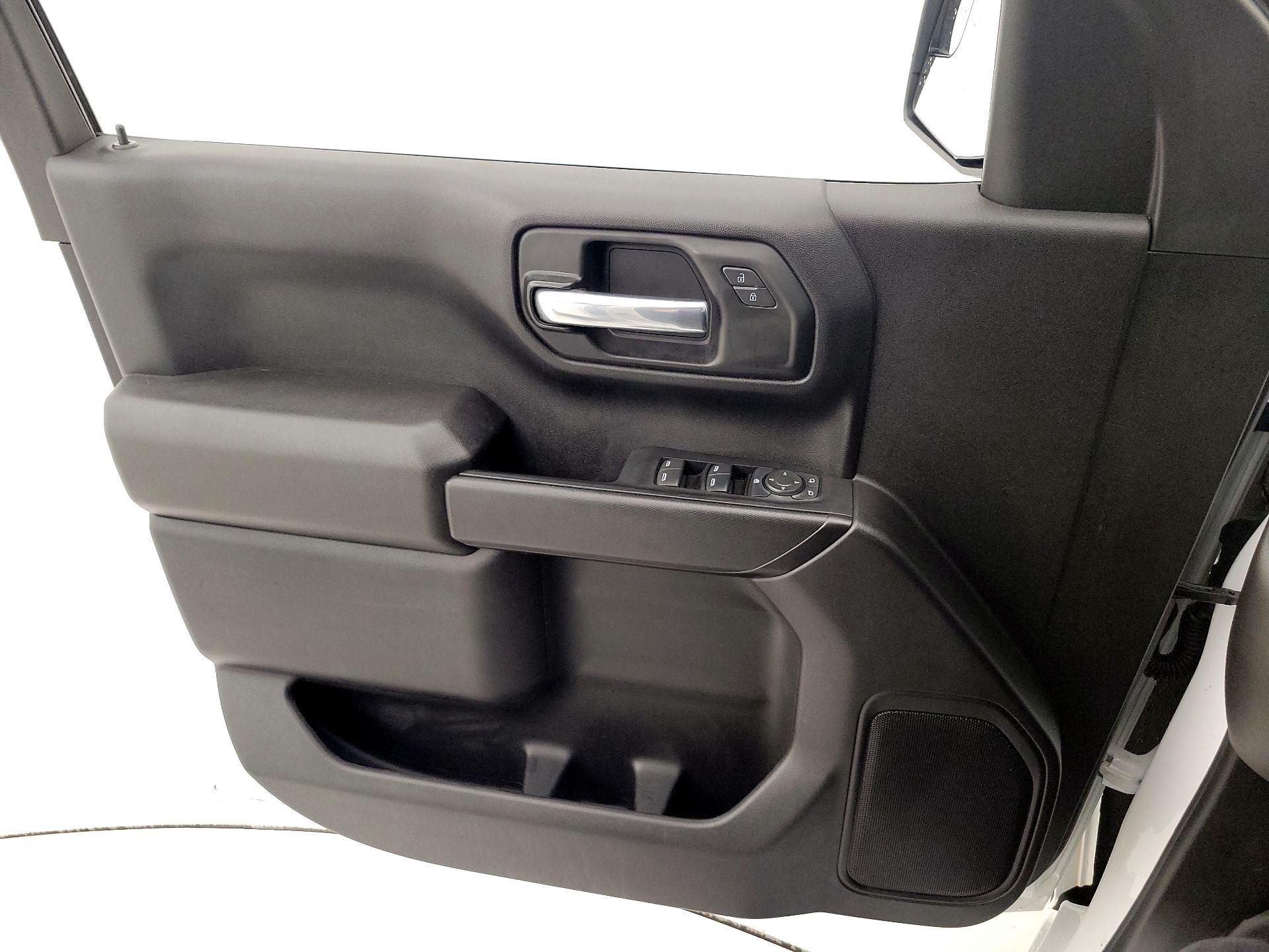 Thumbnail: 2025 Chevrolet Silverado 1500 - 10