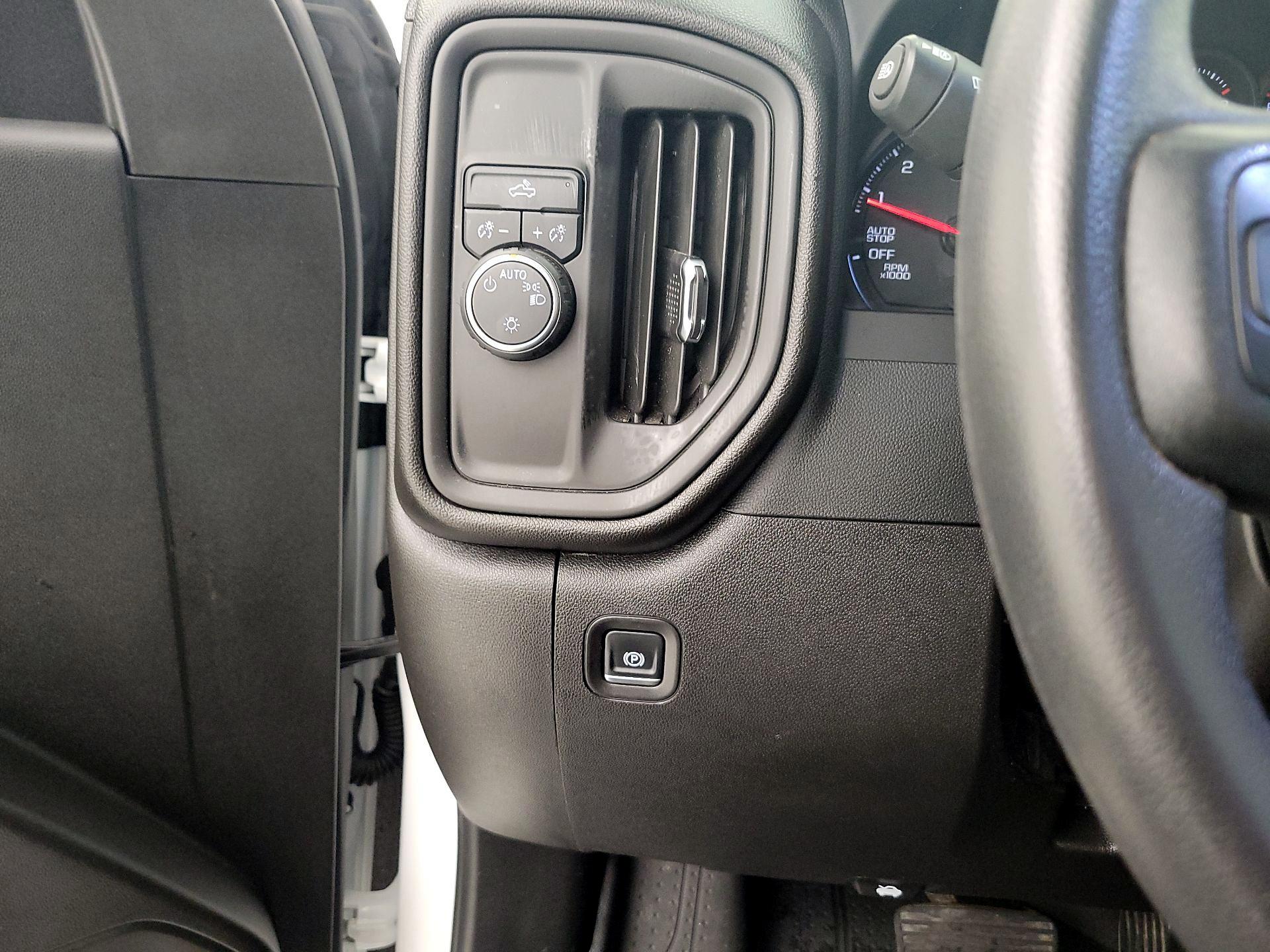 Thumbnail: 2025 Chevrolet Silverado 1500 - 11