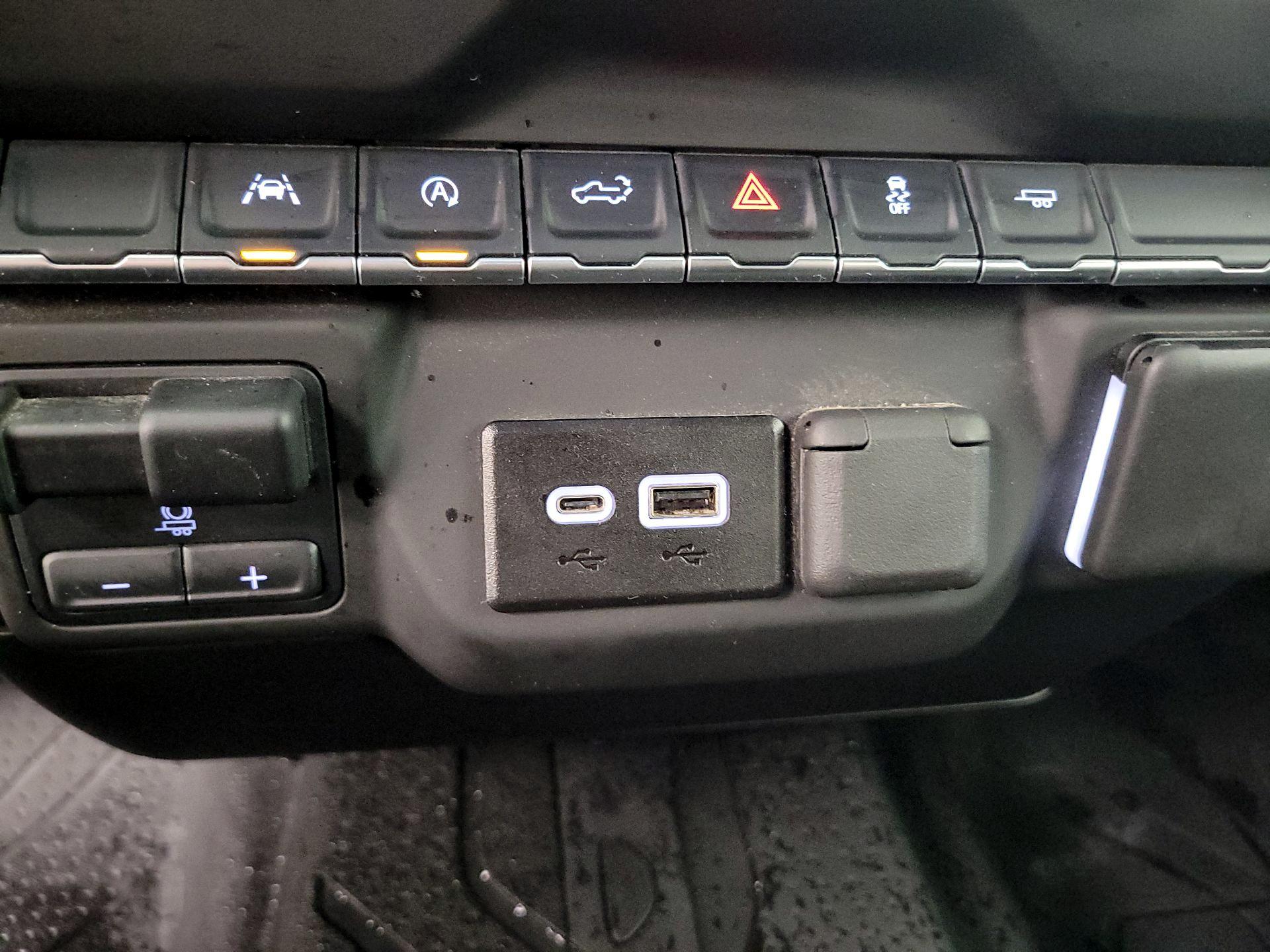 Thumbnail: 2025 Chevrolet Silverado 1500 - 16