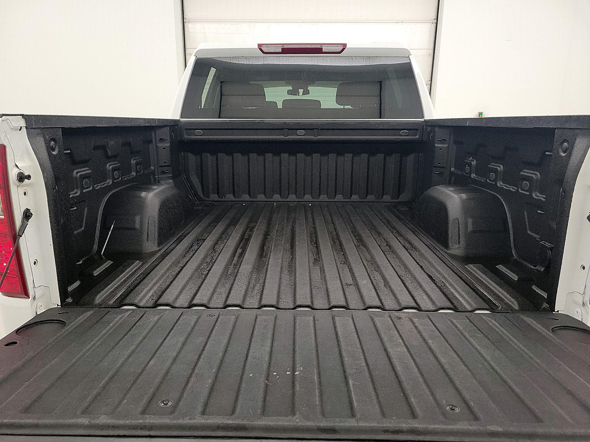 Thumbnail: 2025 Chevrolet Silverado 1500 - 18