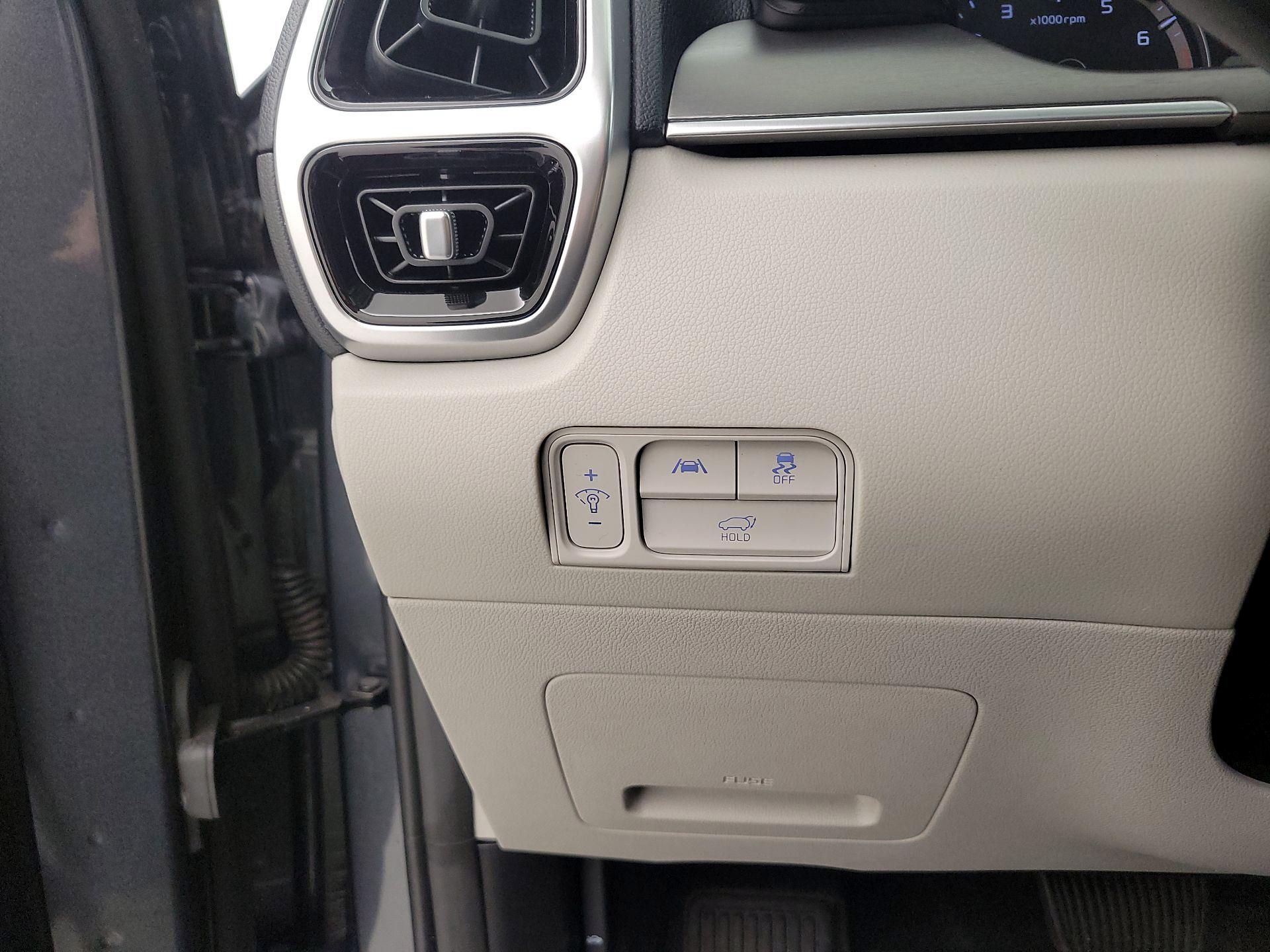 Thumbnail: 2021 Kia Sorento - 13