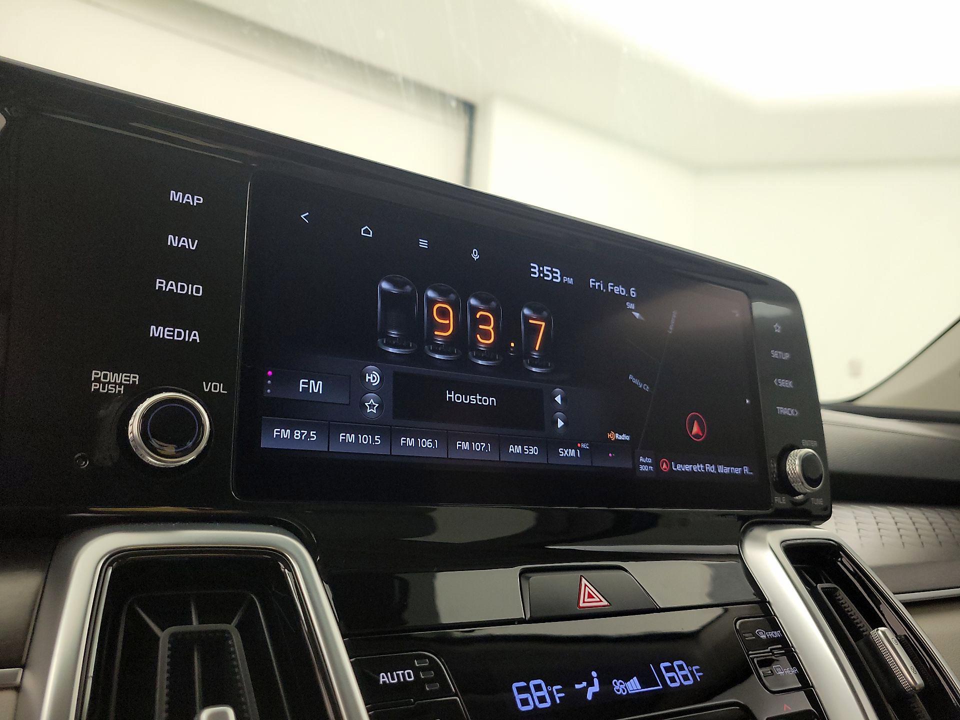 Thumbnail: 2021 Kia Sorento - 16