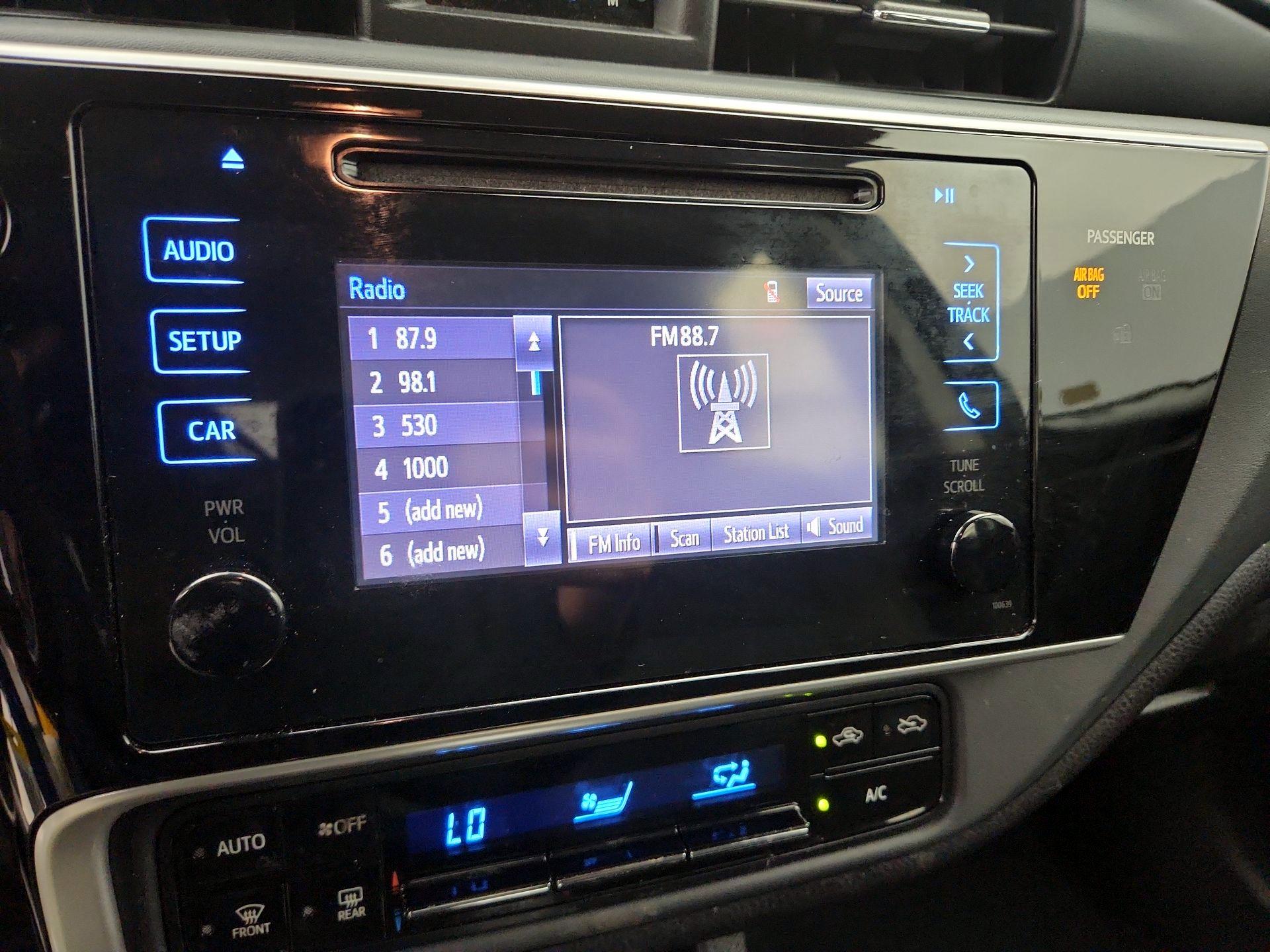 Thumbnail: 2017 Toyota Corolla - 15