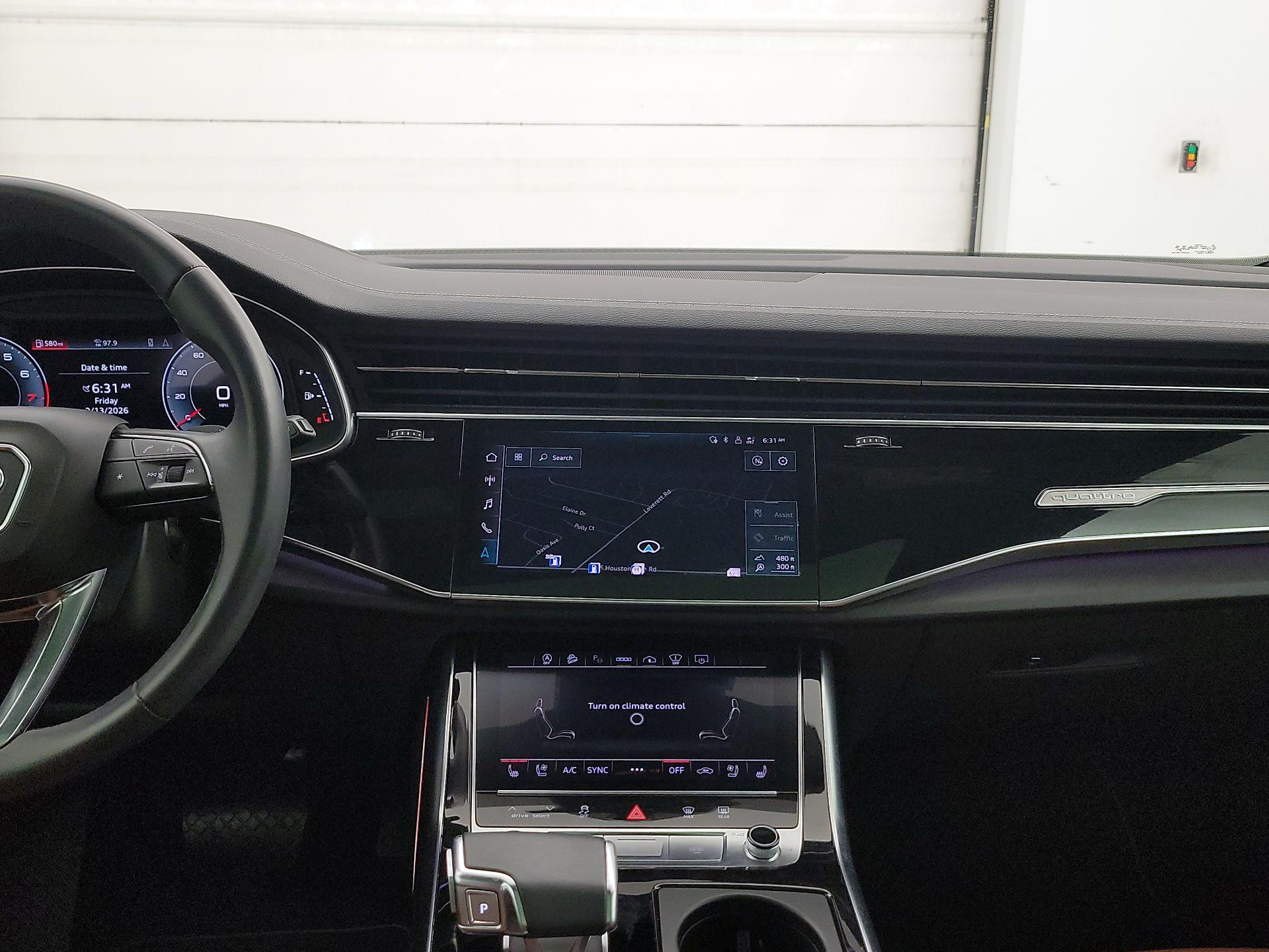 Thumbnail: 2023 Audi Q8 - 9