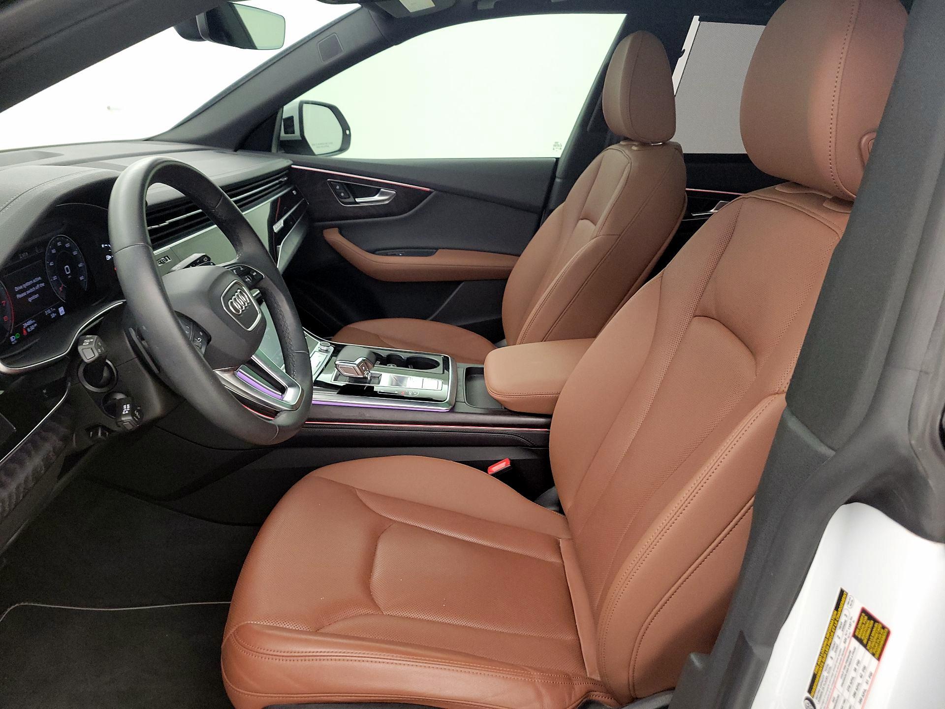 Thumbnail: 2023 Audi Q8 - 11