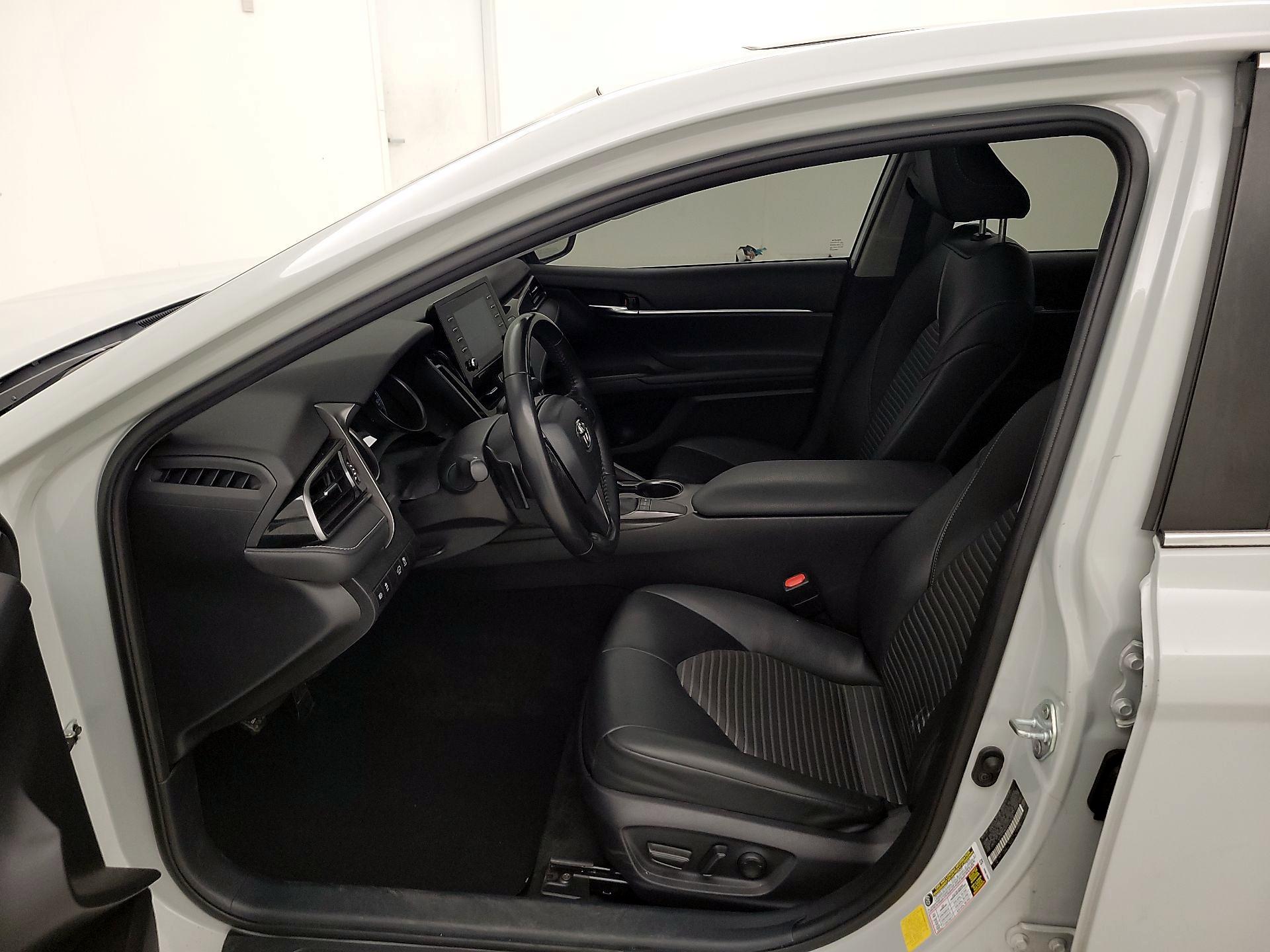 Thumbnail: 2023 Toyota Camry - 9