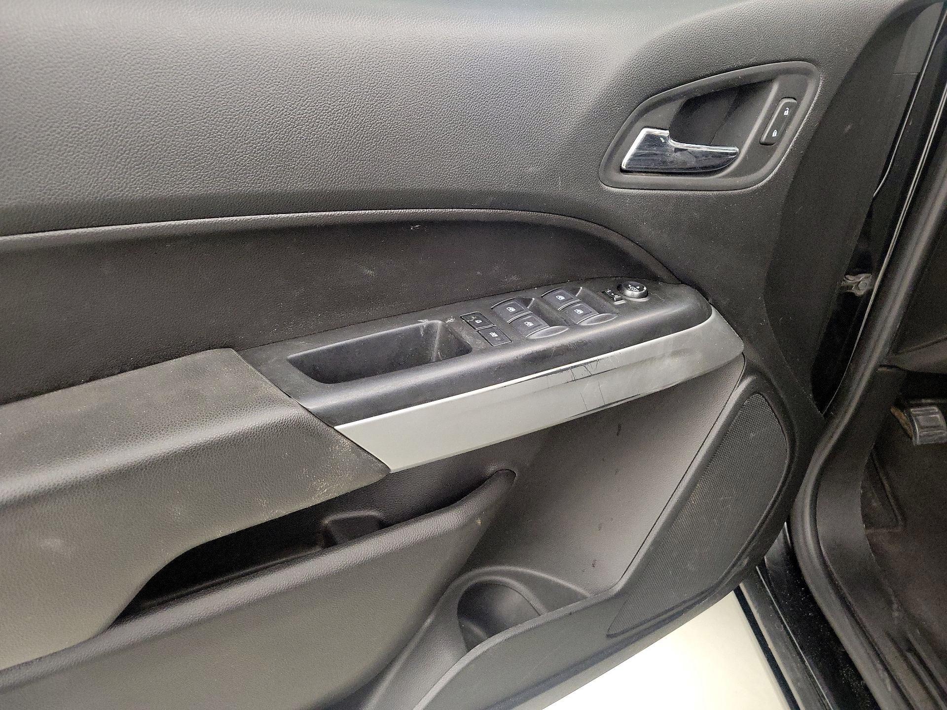 Thumbnail: 2020 Chevrolet Colorado - 12