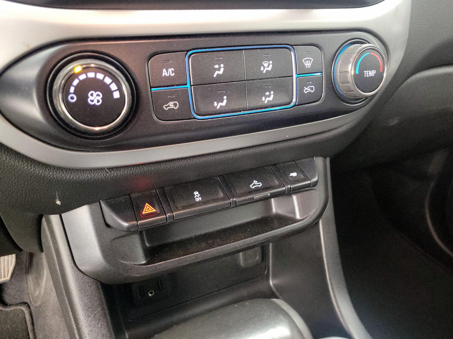 Thumbnail: 2020 Chevrolet Colorado - 16