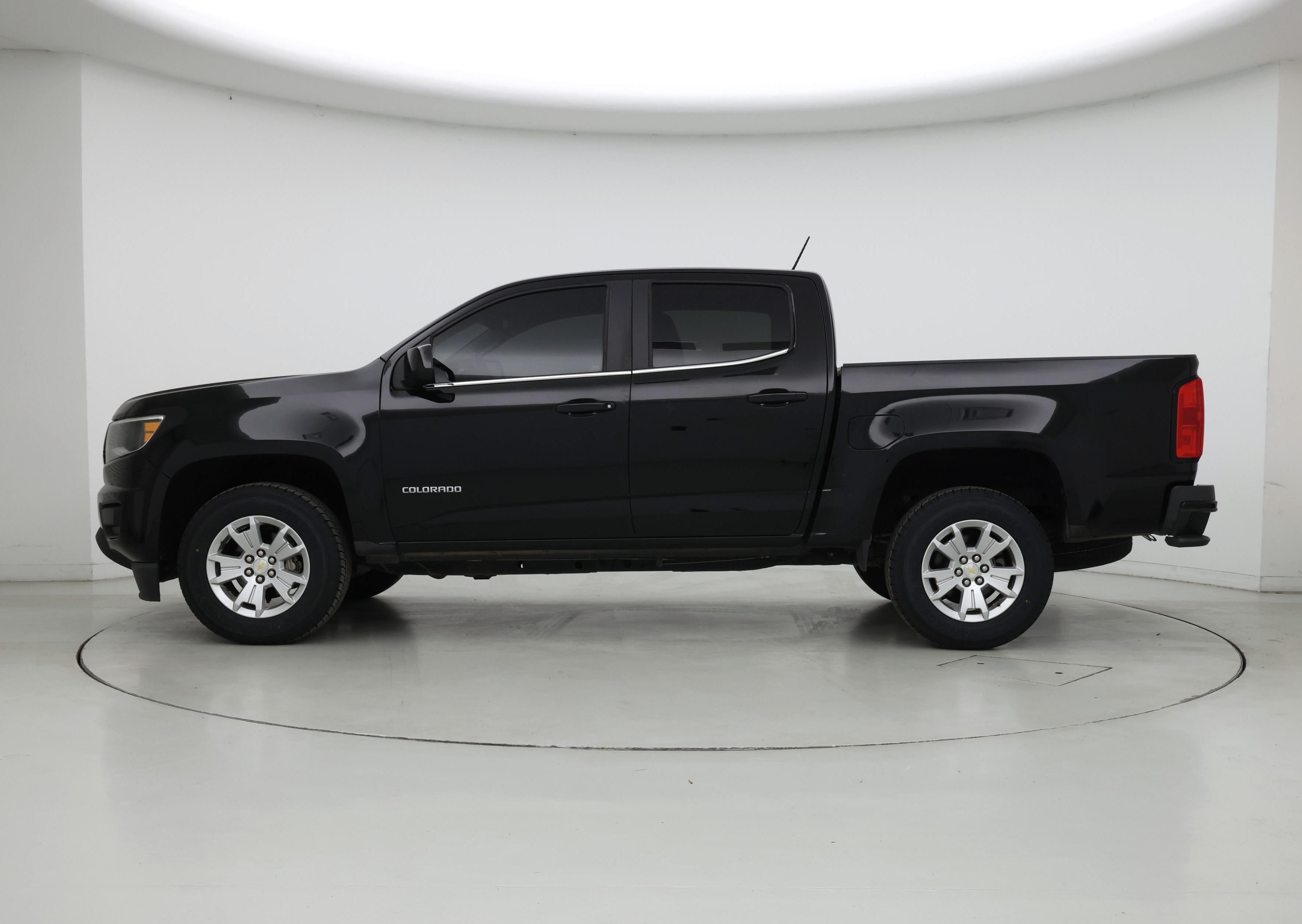 Thumbnail: 2020 Chevrolet Colorado - 3