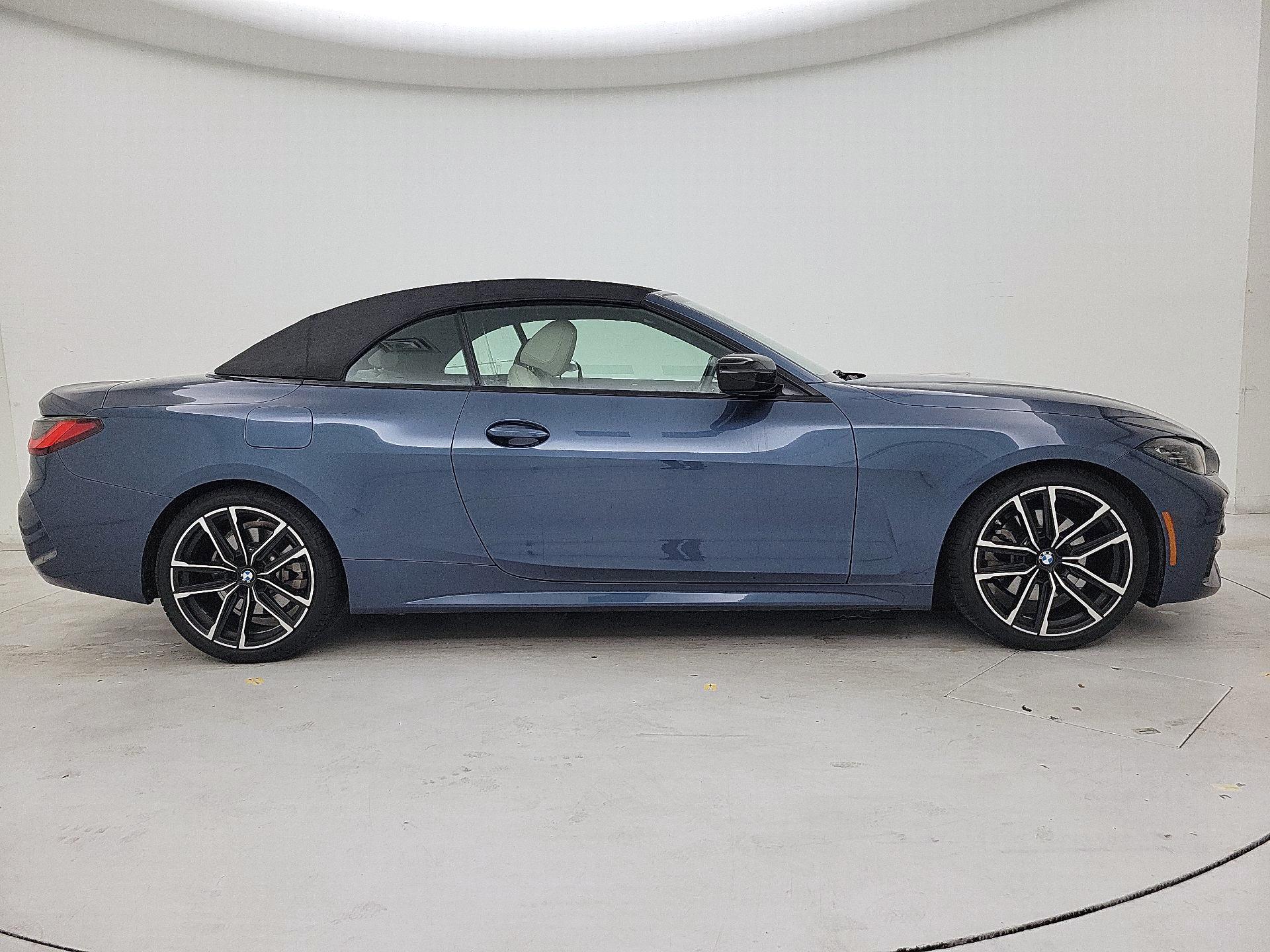 Thumbnail: 2022 BMW 4 Series - 4