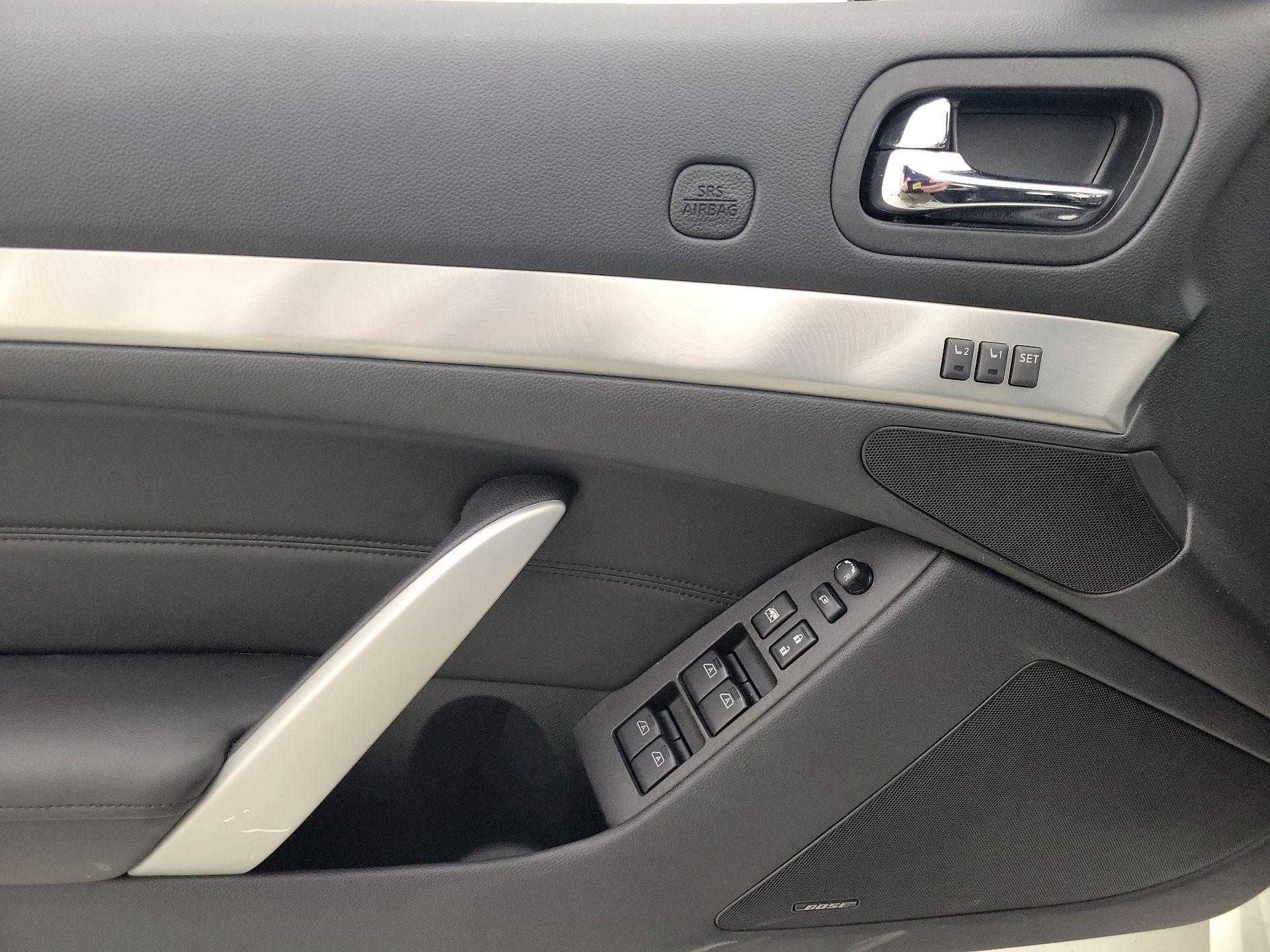 Thumbnail: 2014 INFINITI Q60 - 12