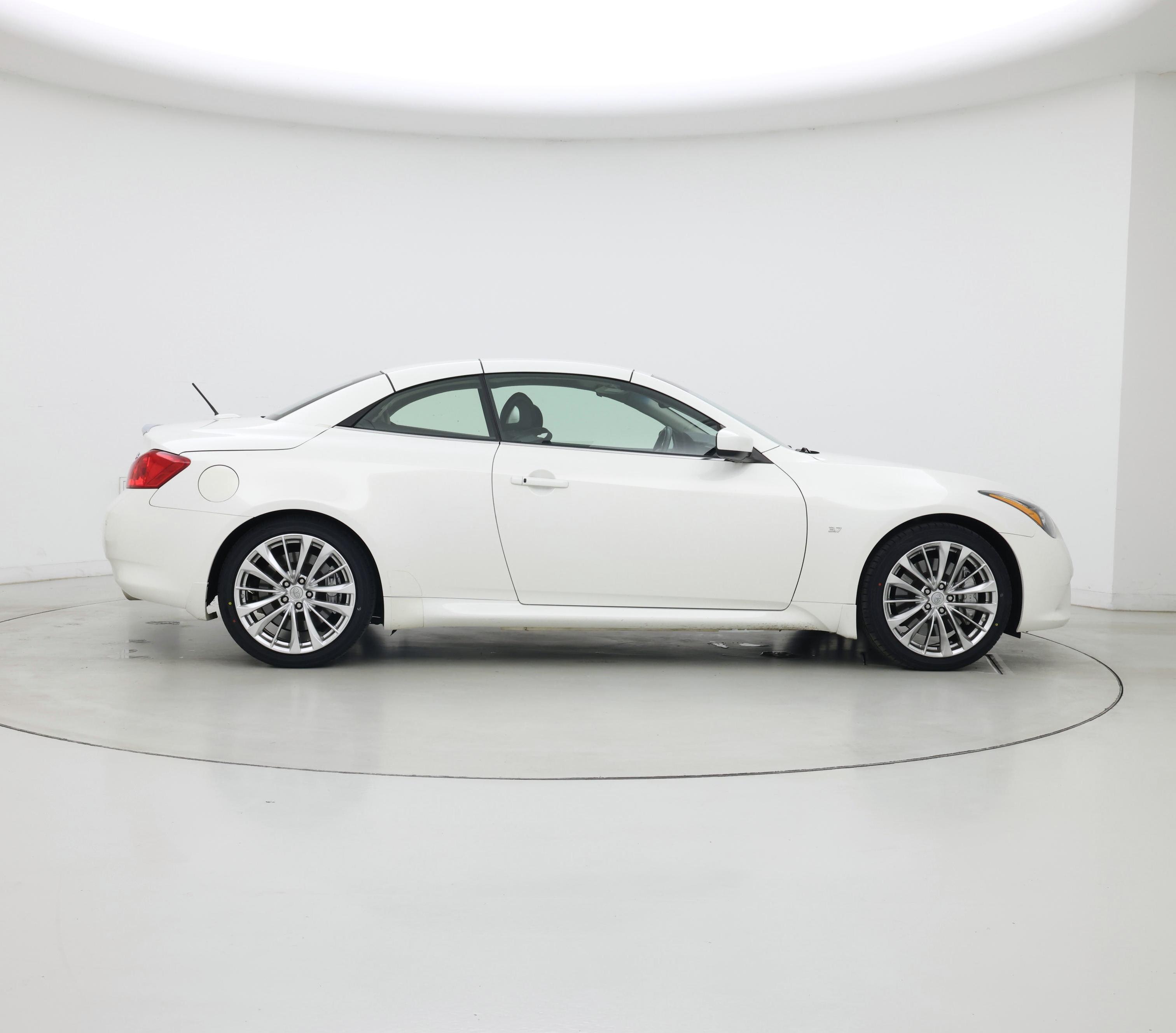 Thumbnail: 2014 INFINITI Q60 - 7