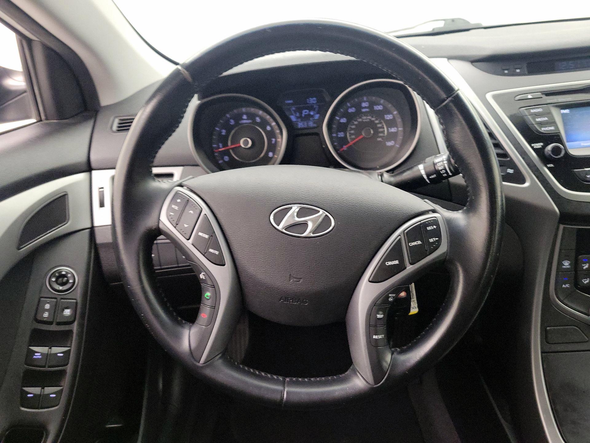 Thumbnail: 2015 Hyundai Elantra - 10