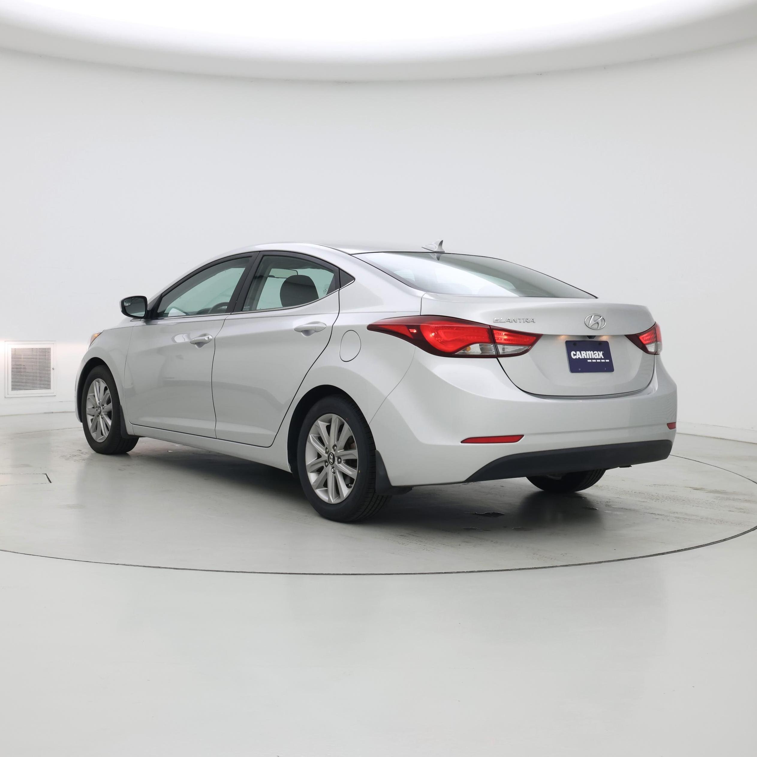 Thumbnail: 2015 Hyundai Elantra - 2