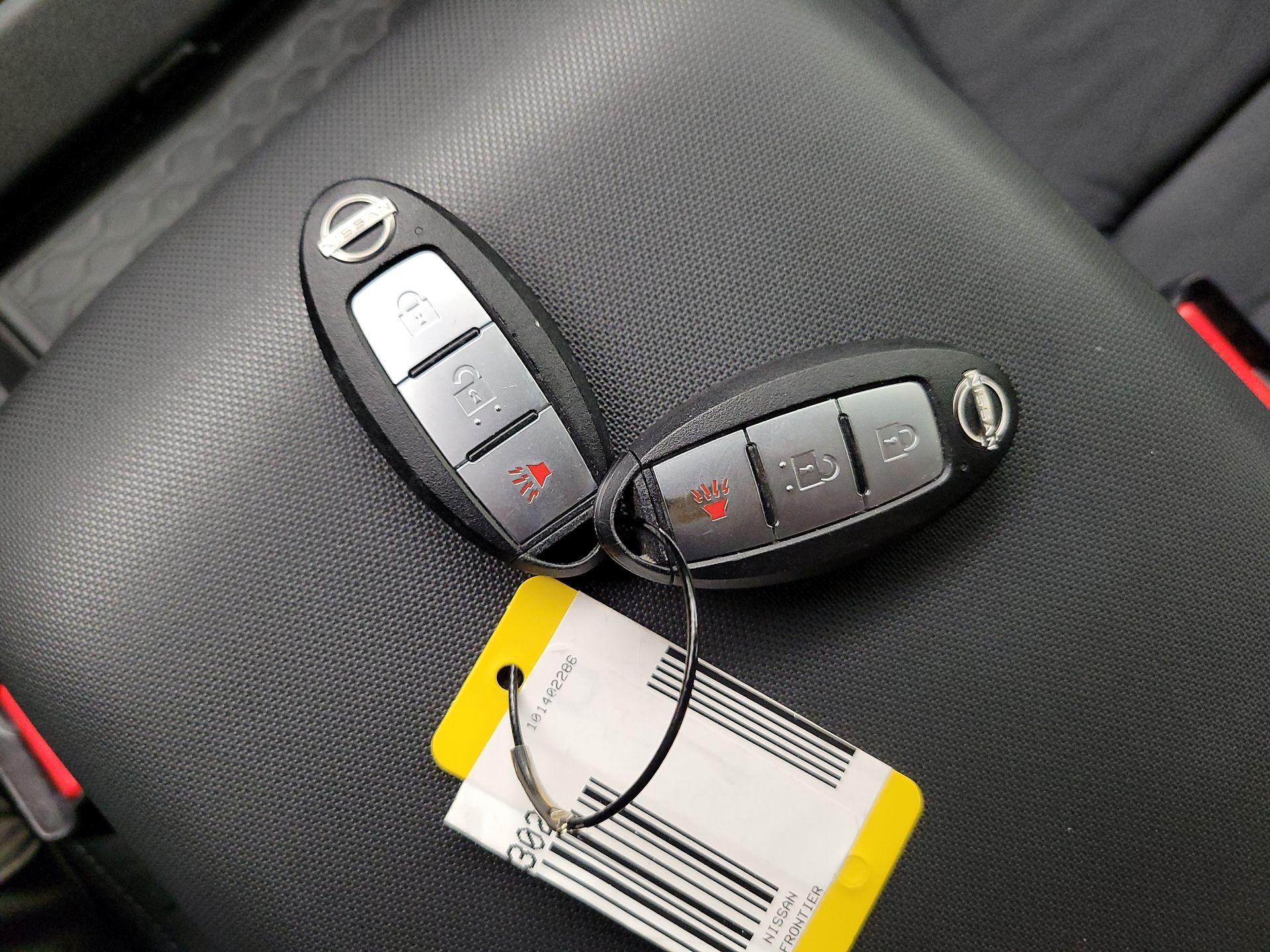 Thumbnail: 2023 Nissan Frontier - 20