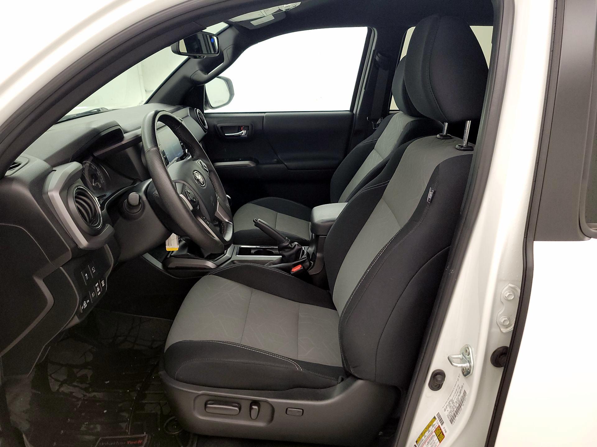 Thumbnail: 2023 Toyota Tacoma - 9