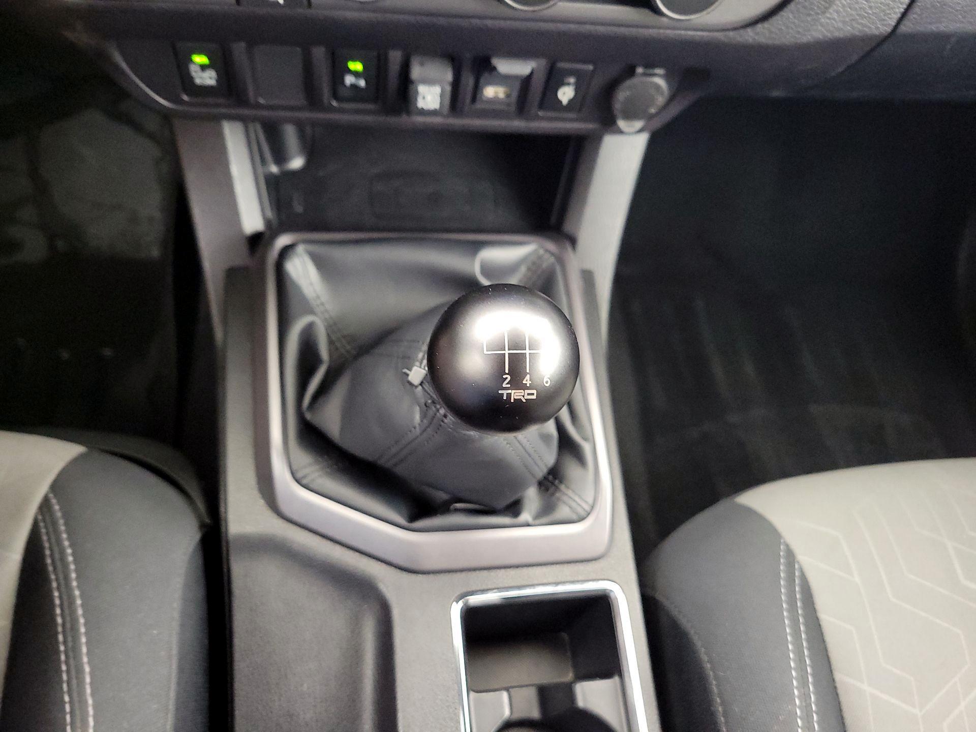 Thumbnail: 2023 Toyota Tacoma - 15