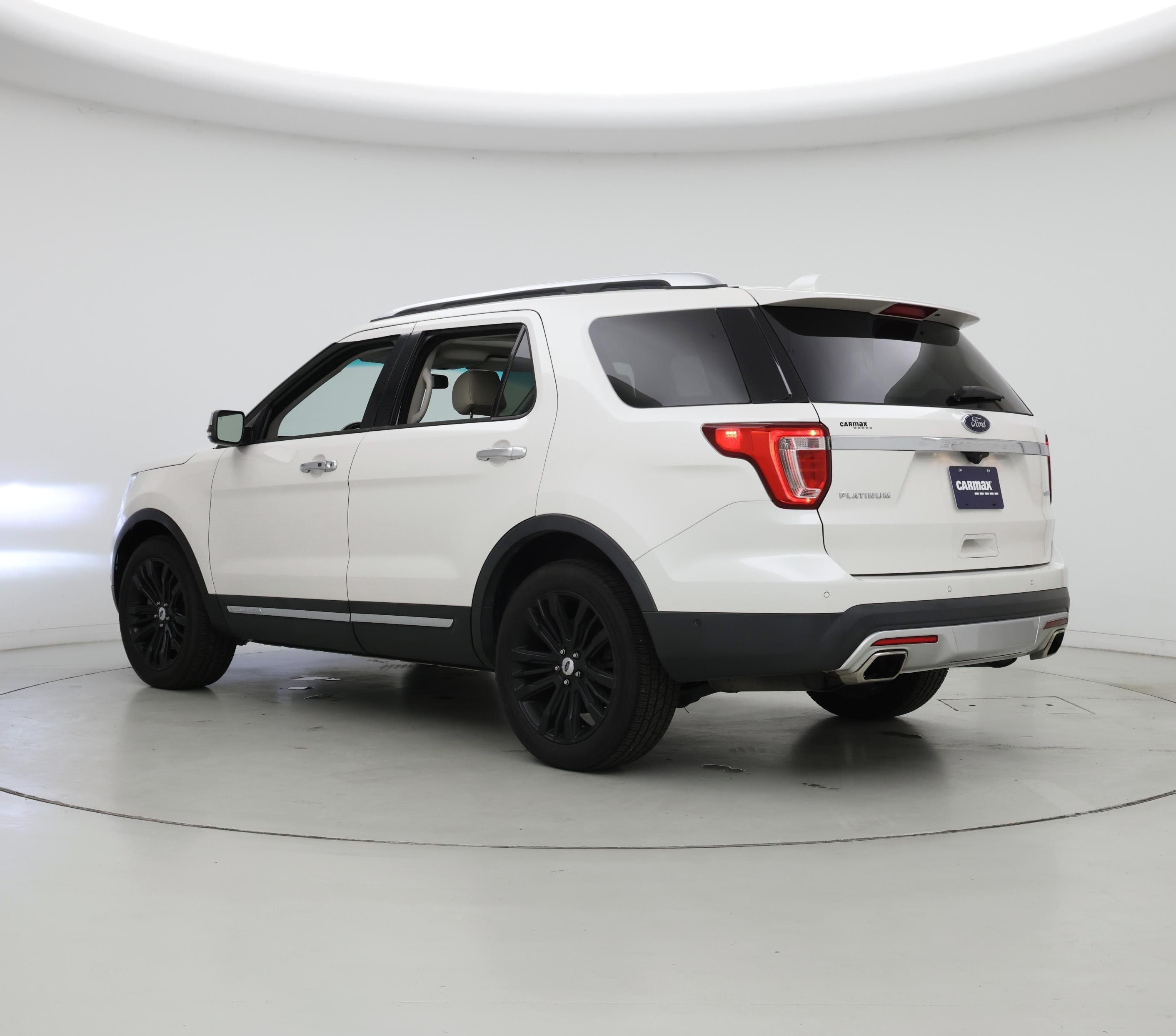 Thumbnail: 2016 Ford Explorer - 2