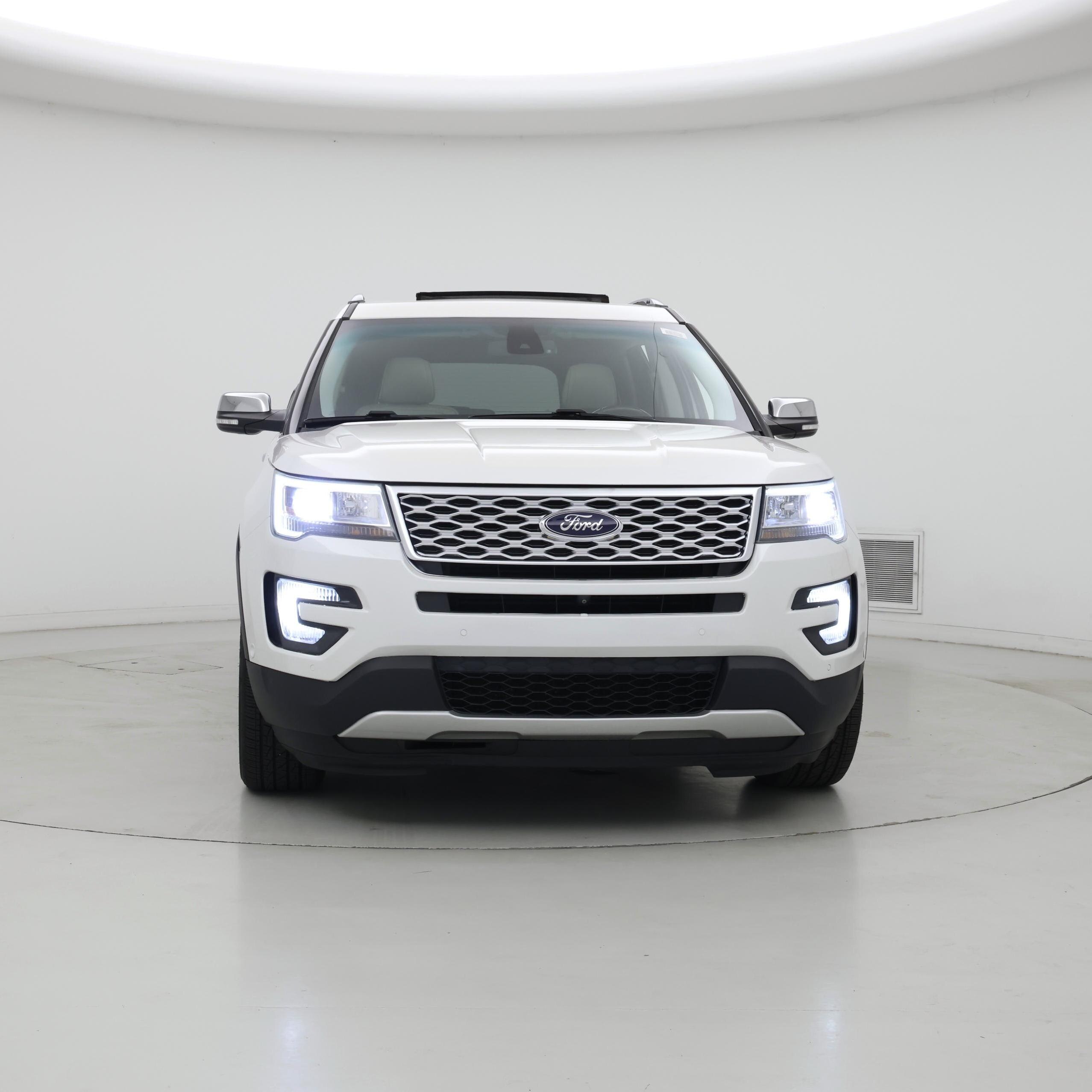 Thumbnail: 2016 Ford Explorer - 5
