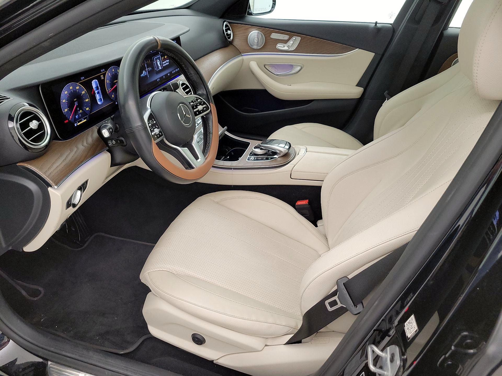 Thumbnail: 2020 Mercedes-Benz E-Class - 9