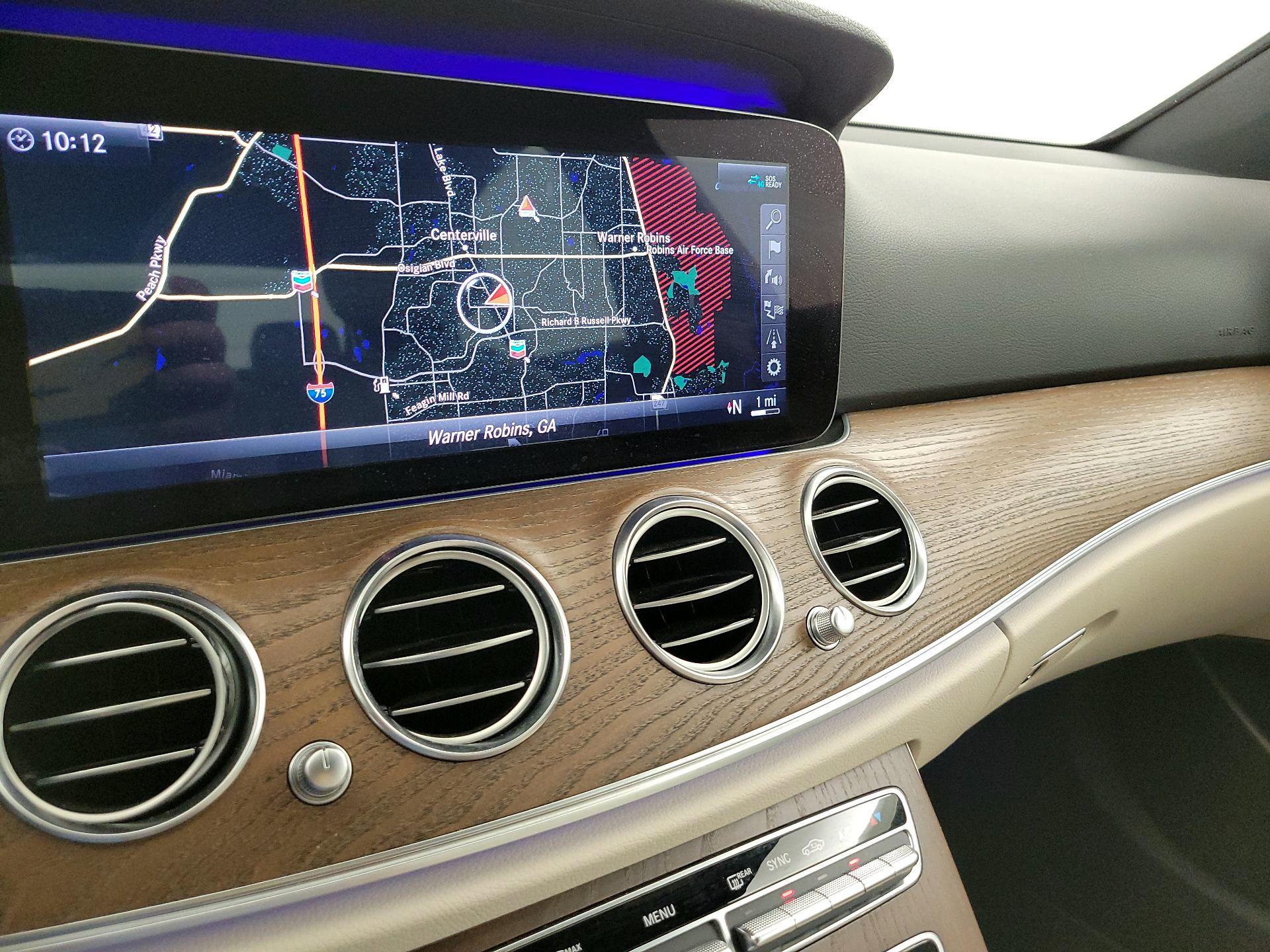 Thumbnail: 2020 Mercedes-Benz E-Class - 12