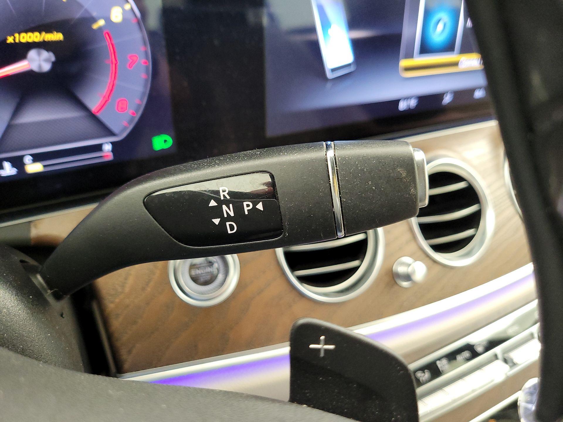 Thumbnail: 2020 Mercedes-Benz E-Class - 16