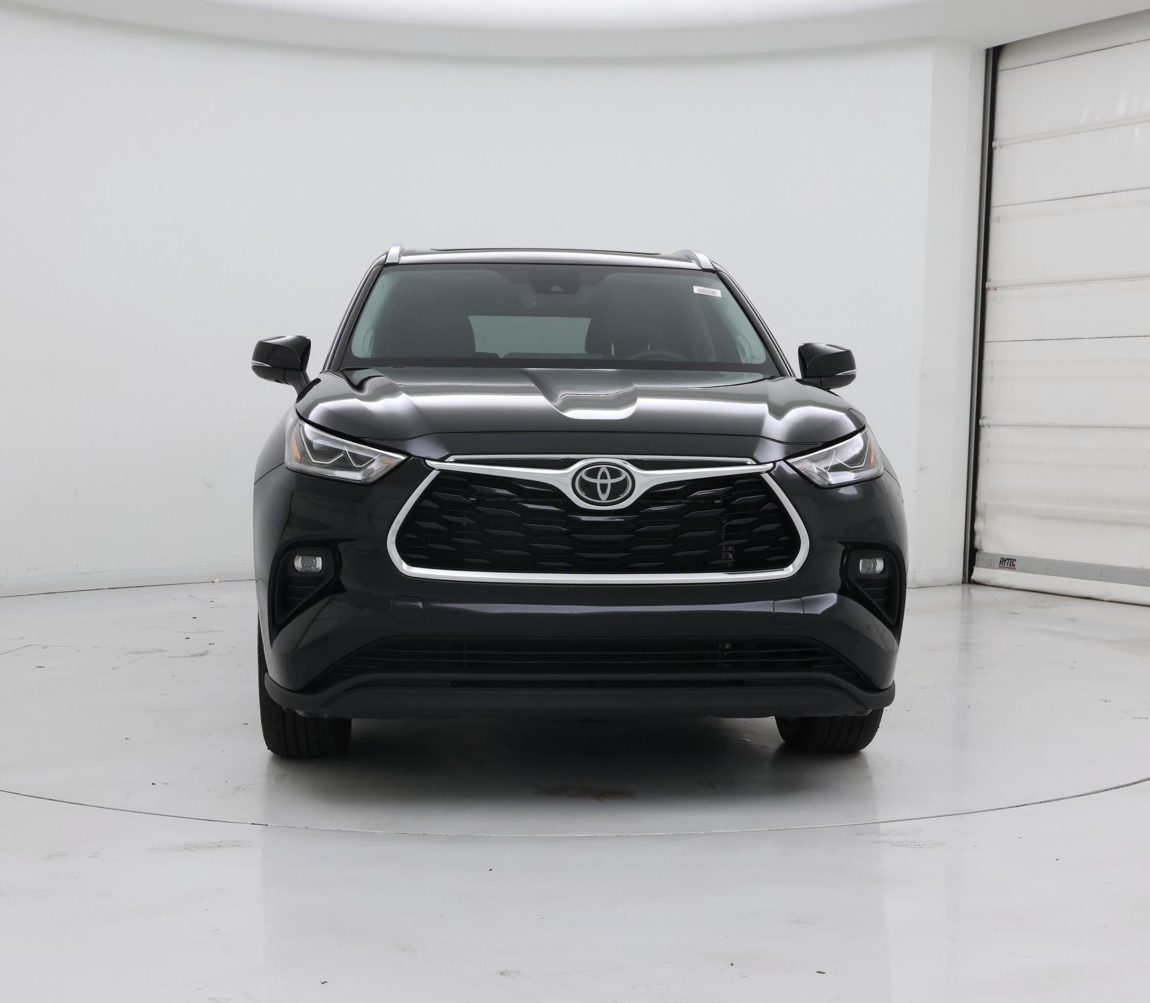 Thumbnail: 2023 Toyota Highlander - 5