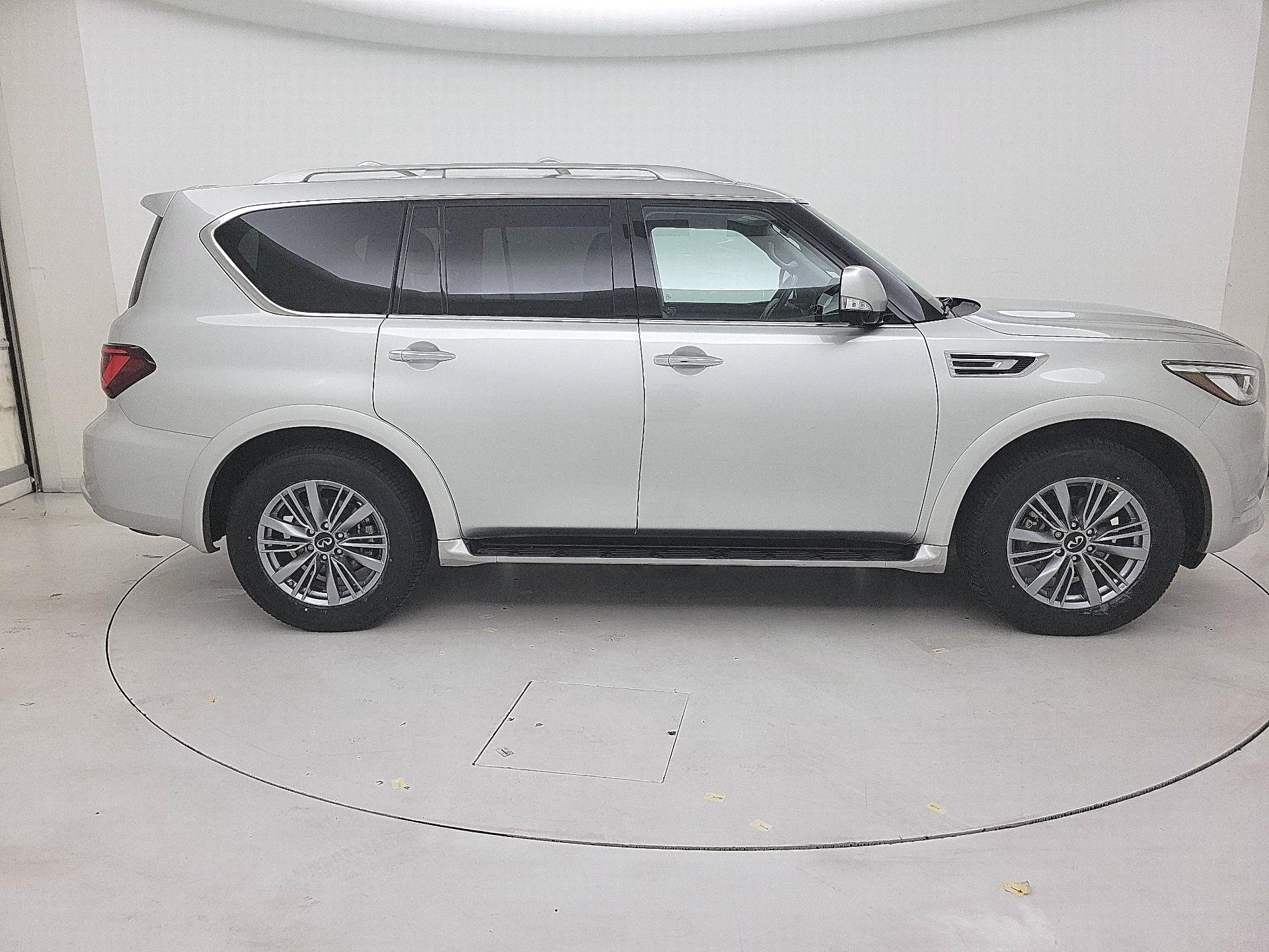 Thumbnail: 2023 INFINITI QX80 - 4