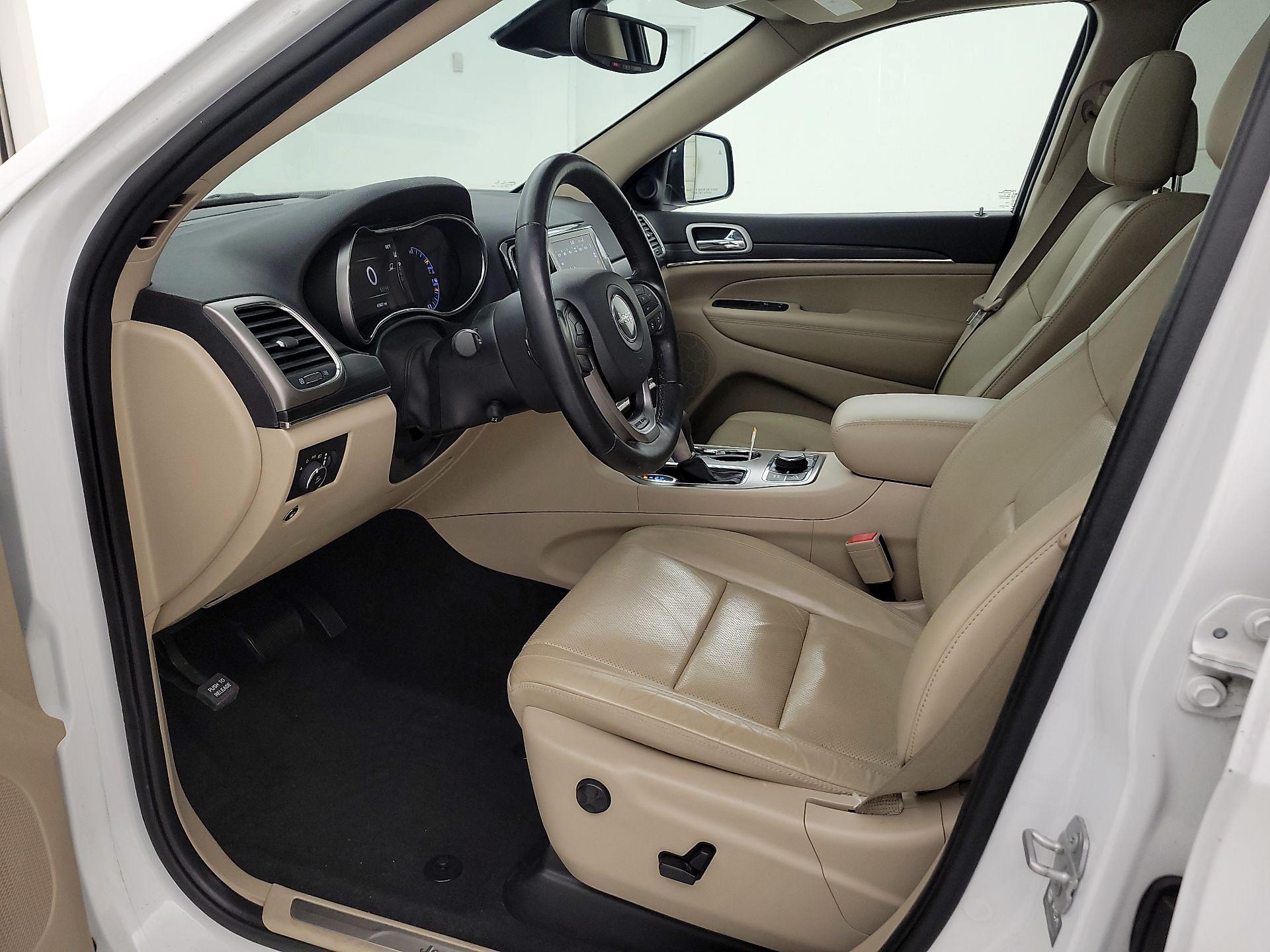 Thumbnail: 2021 Jeep Grand Cherokee - 9