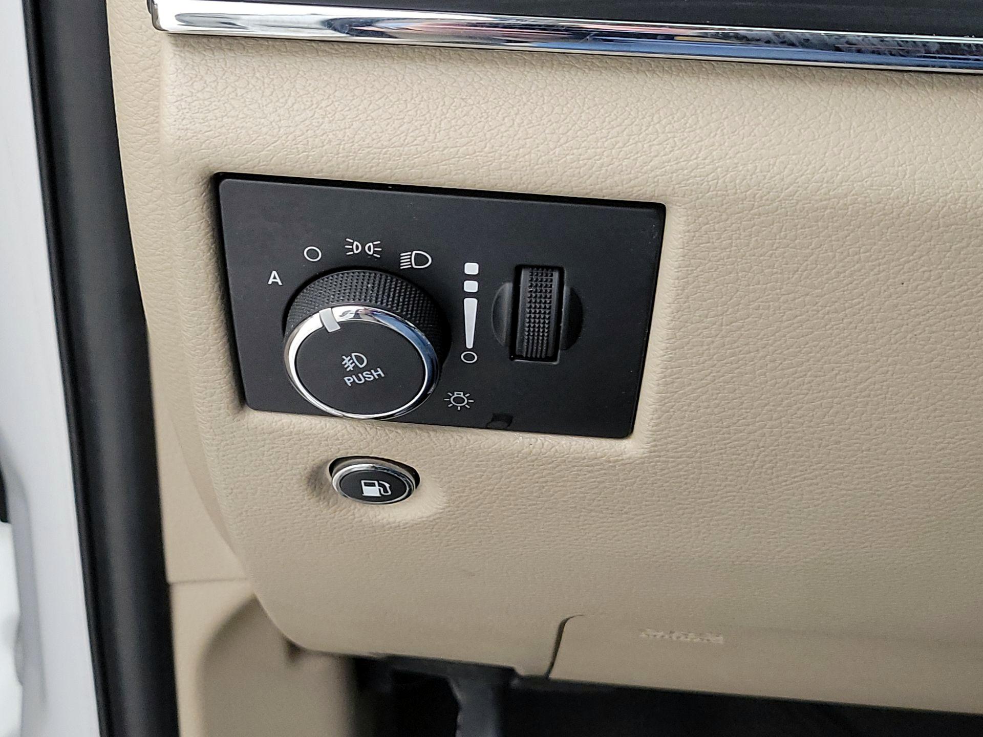 Thumbnail: 2021 Jeep Grand Cherokee - 11