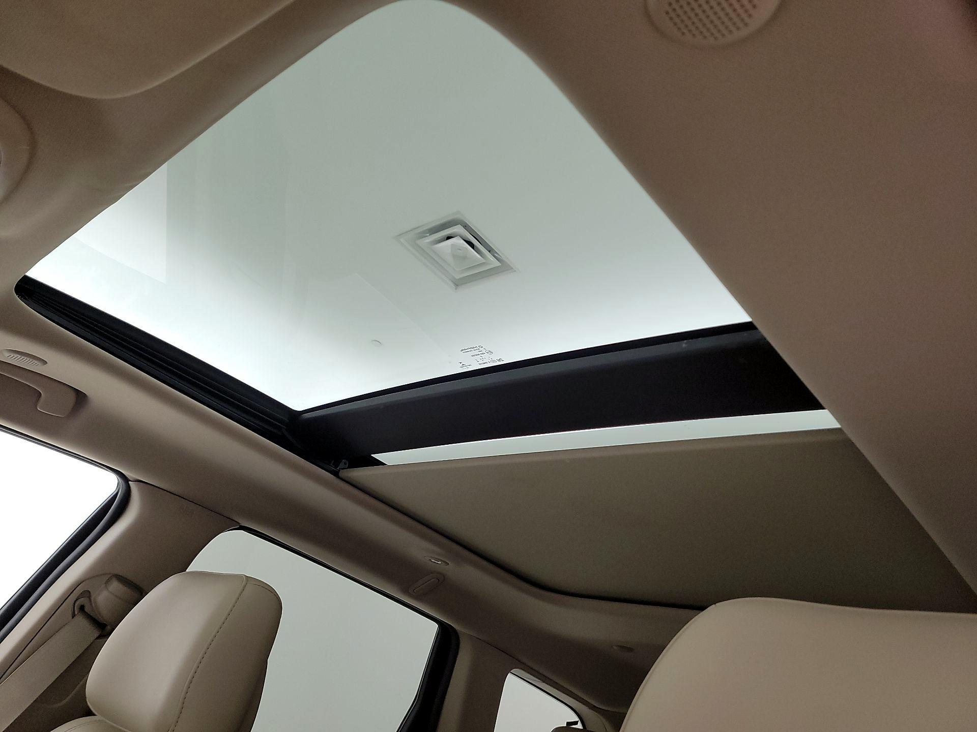 Thumbnail: 2021 Jeep Grand Cherokee - 18