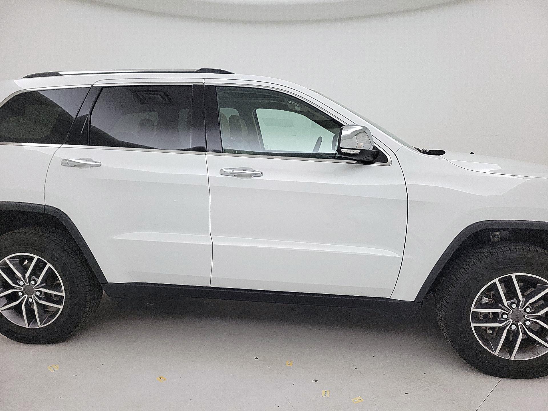 Thumbnail: 2021 Jeep Grand Cherokee - 4