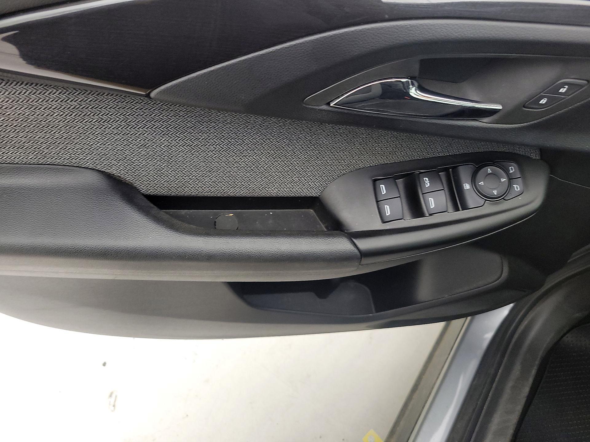 Thumbnail: 2023 Chevrolet TrailBlazer - 12