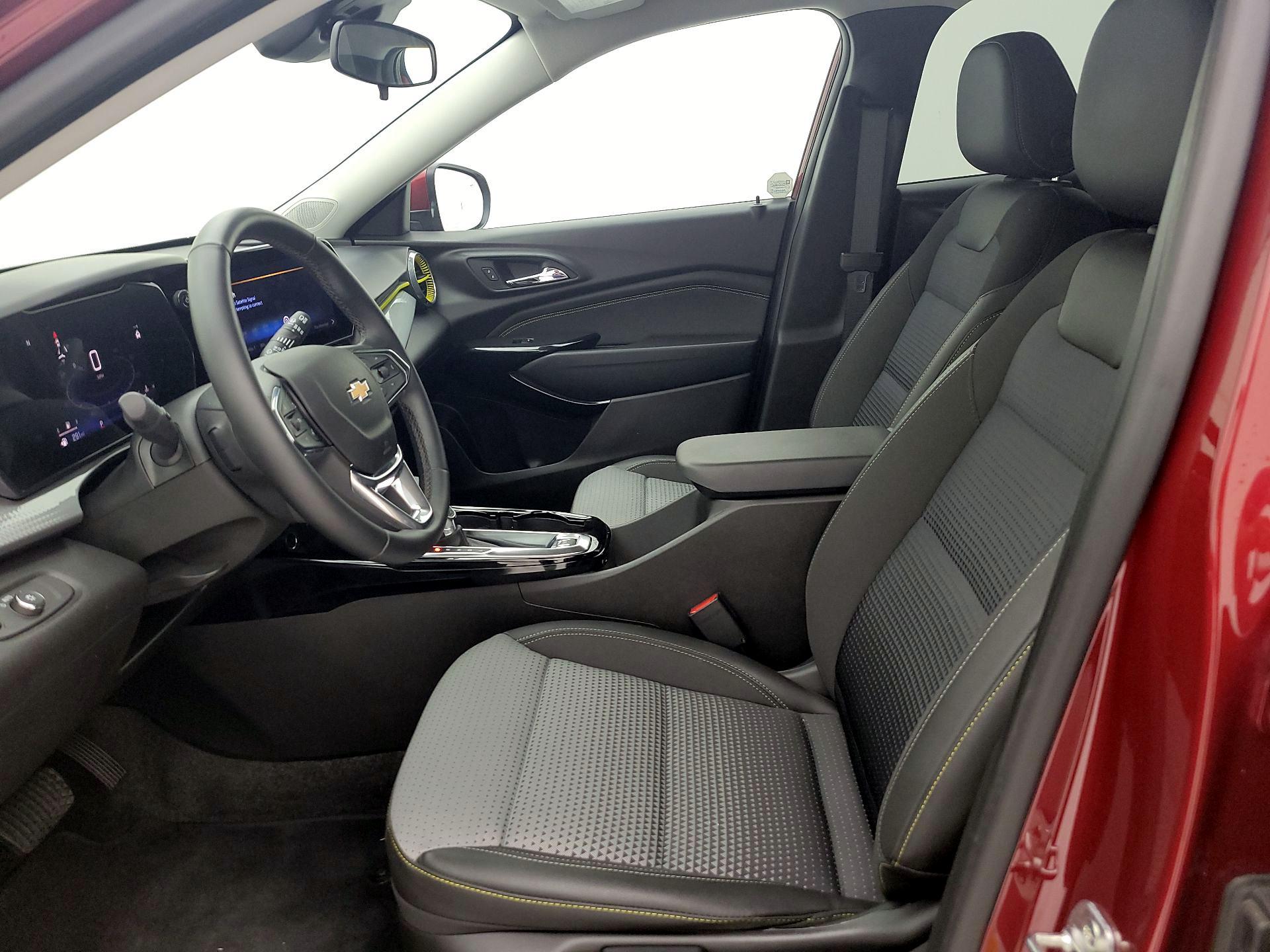 Thumbnail: 2024 Chevrolet Trax - 11