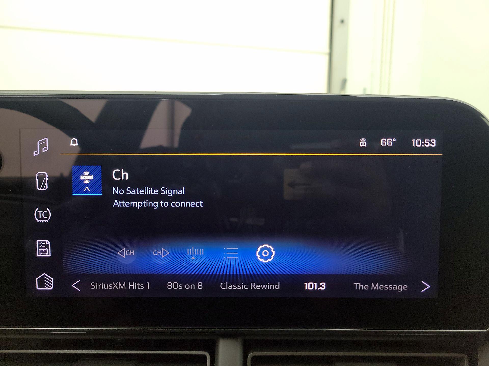 Thumbnail: 2024 Chevrolet Trax - 15