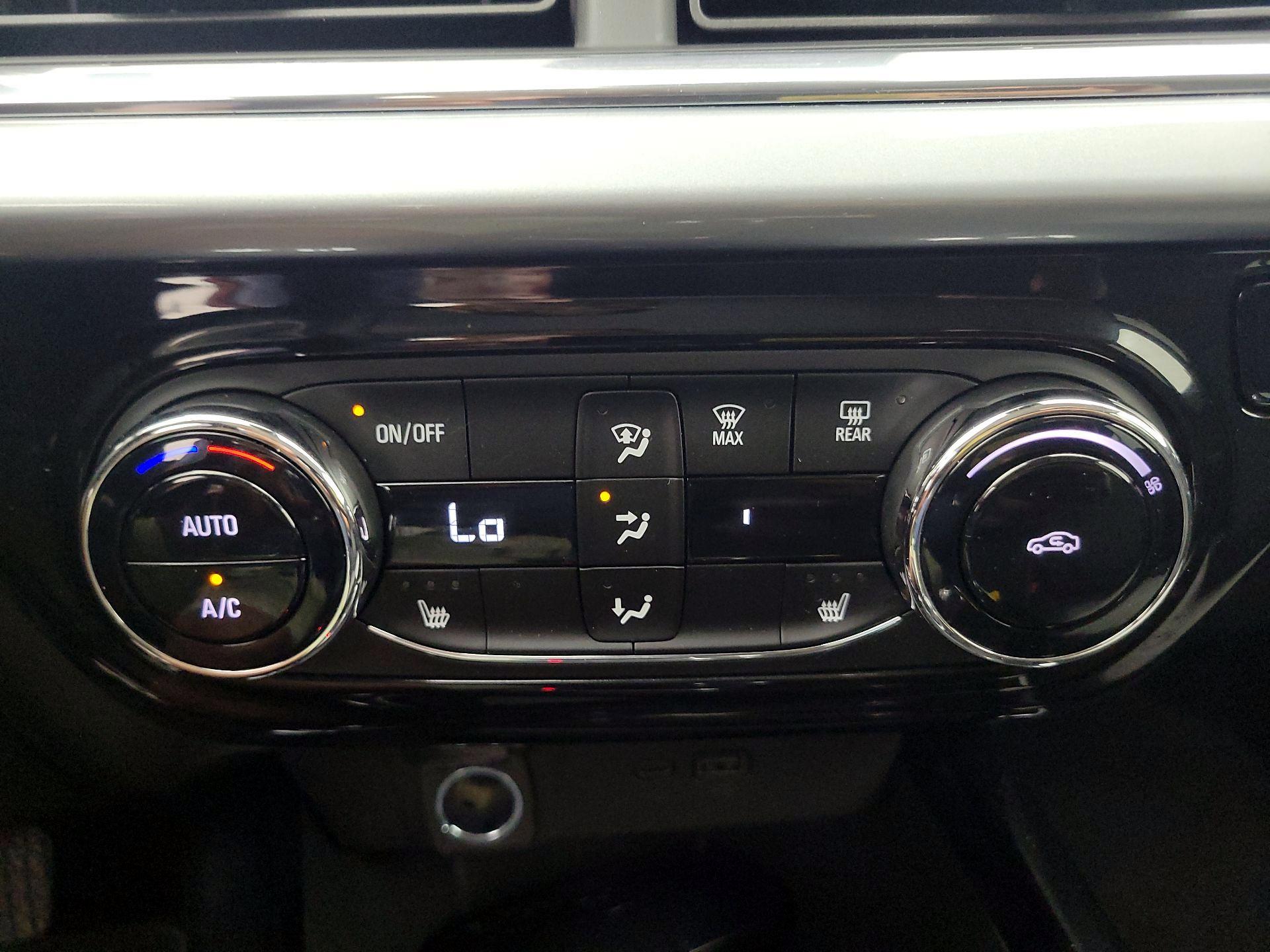 Thumbnail: 2024 Chevrolet Trax - 16