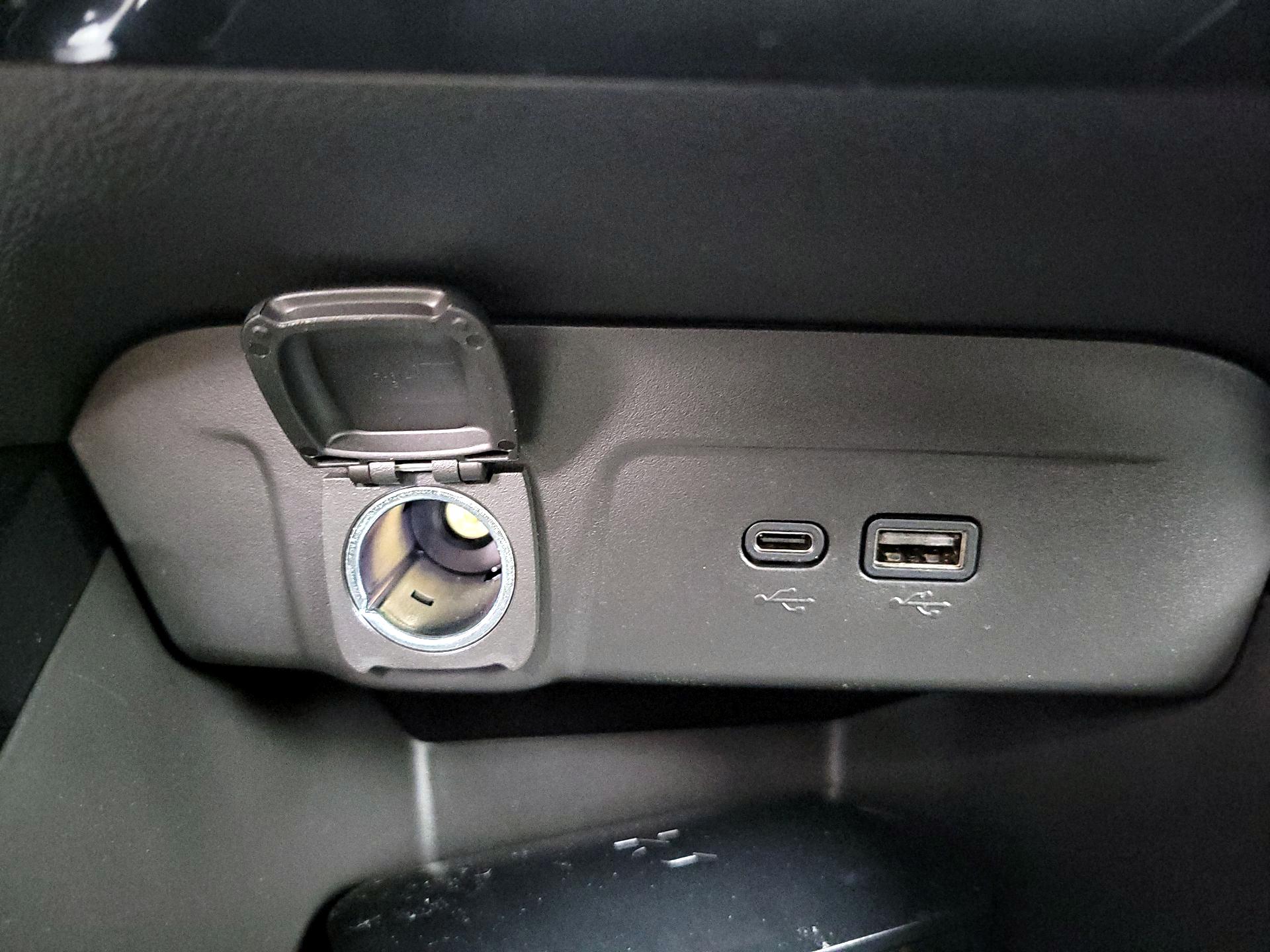 Thumbnail: 2024 Chevrolet Trax - 18