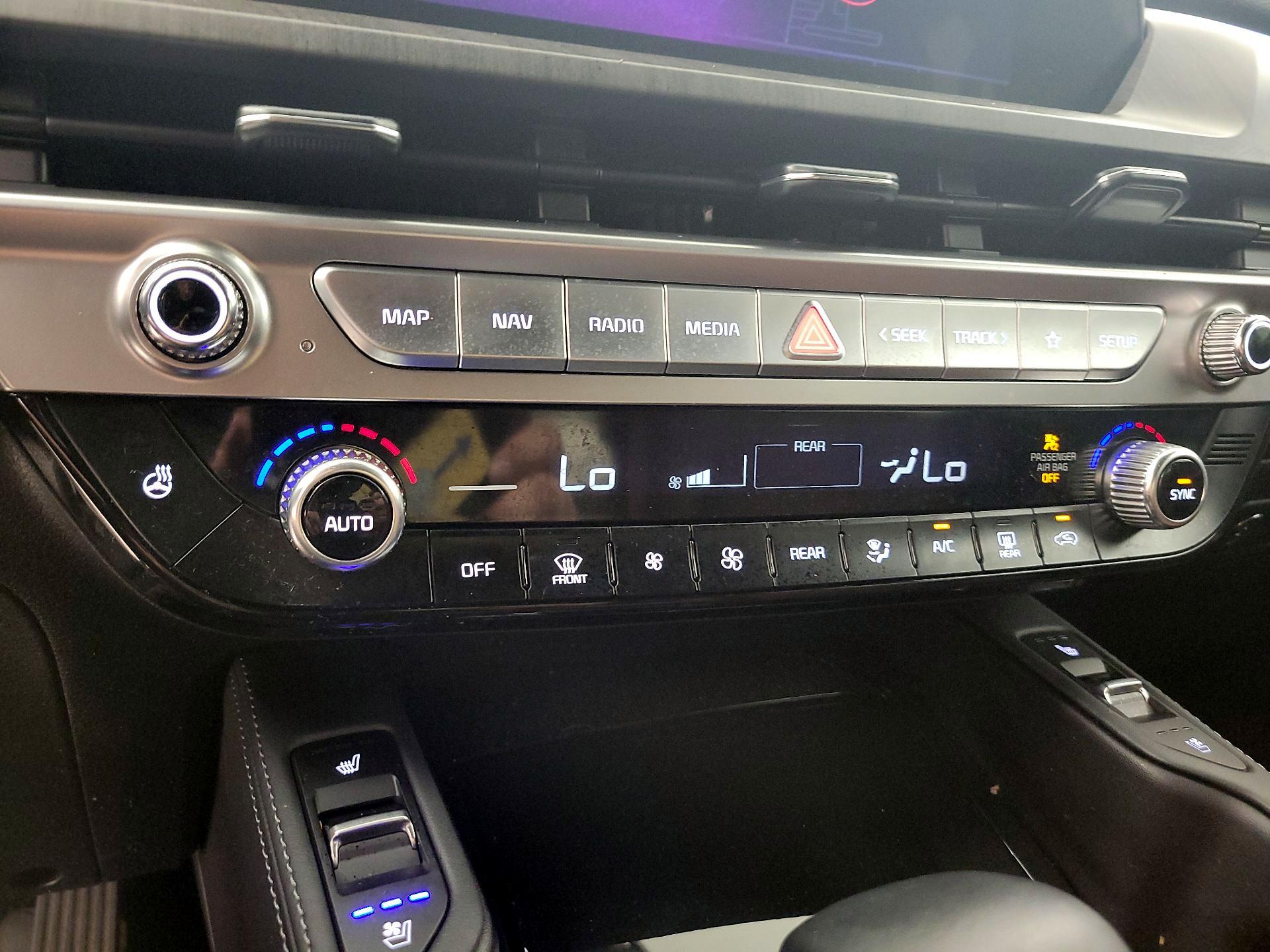 Thumbnail: 2024 Kia Telluride - 17