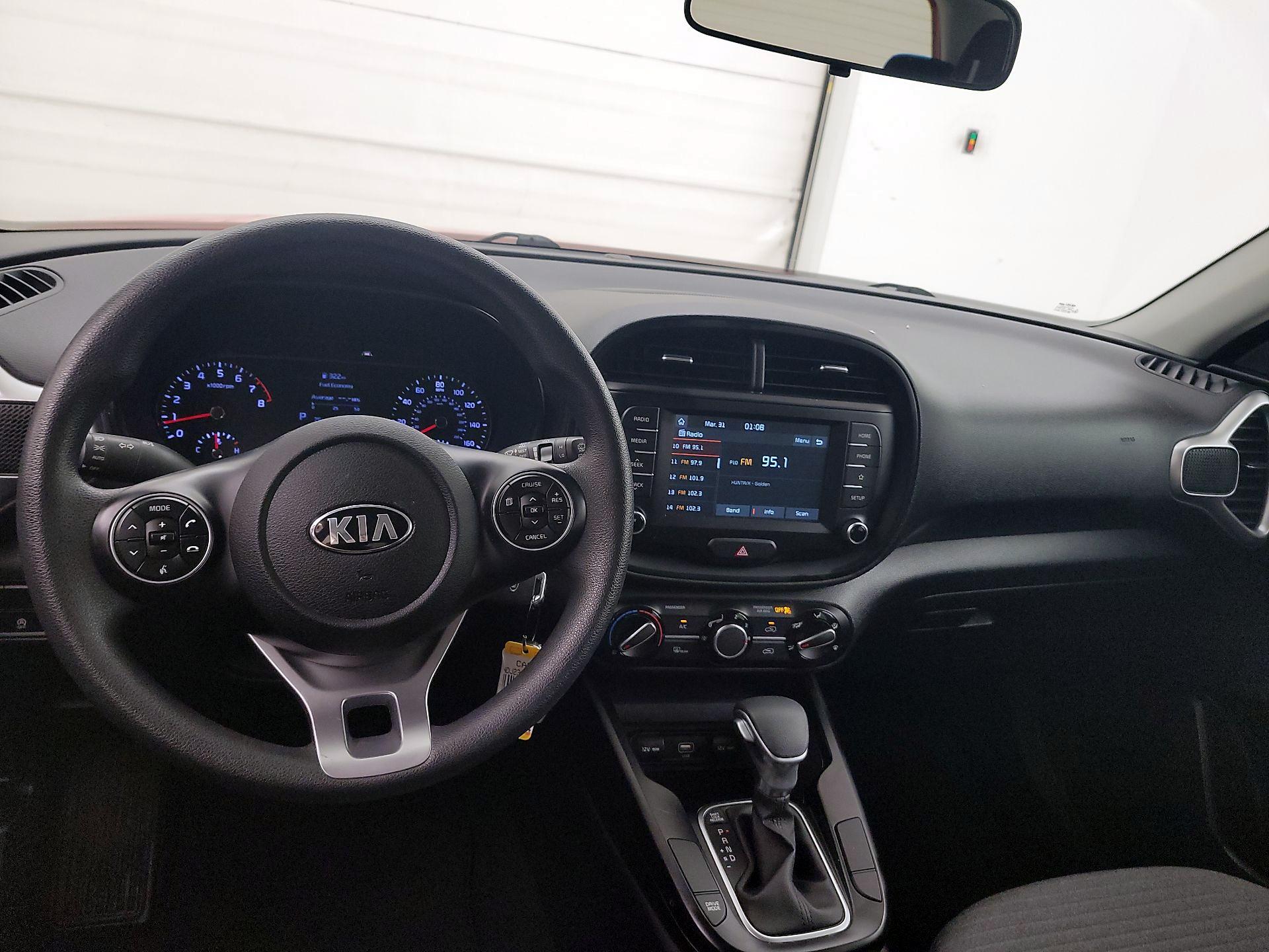 Thumbnail: 2020 Kia Soul - 9