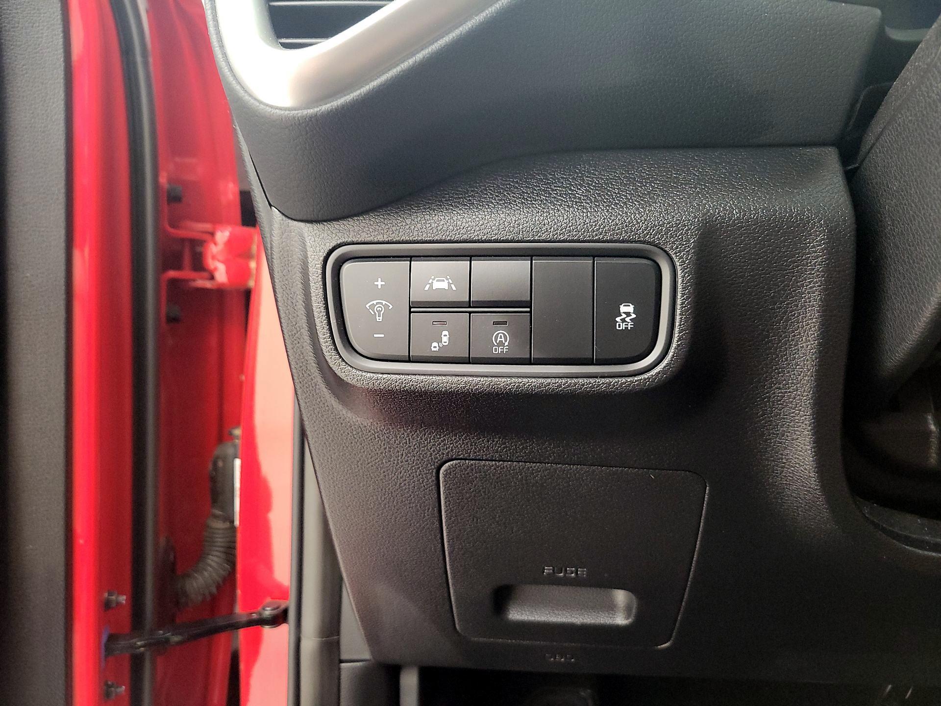 Thumbnail: 2020 Kia Soul - 13