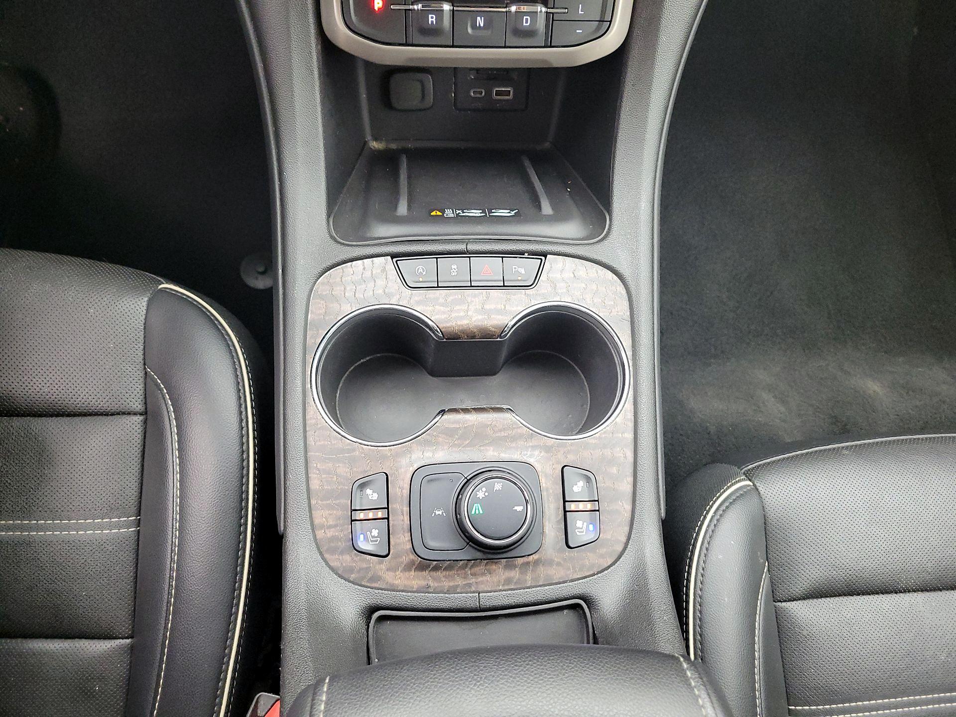 Thumbnail: 2023 GMC Acadia - 17