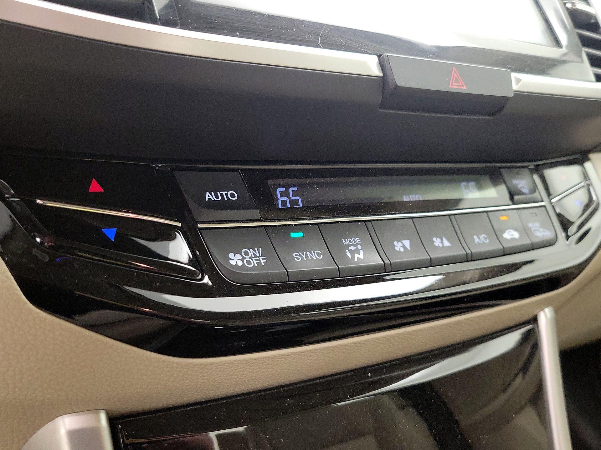 Thumbnail: 2016 Honda Accord - 16