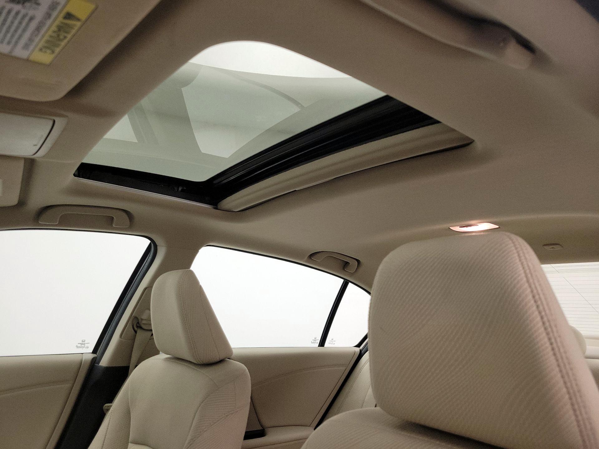 Thumbnail: 2016 Honda Accord - 19