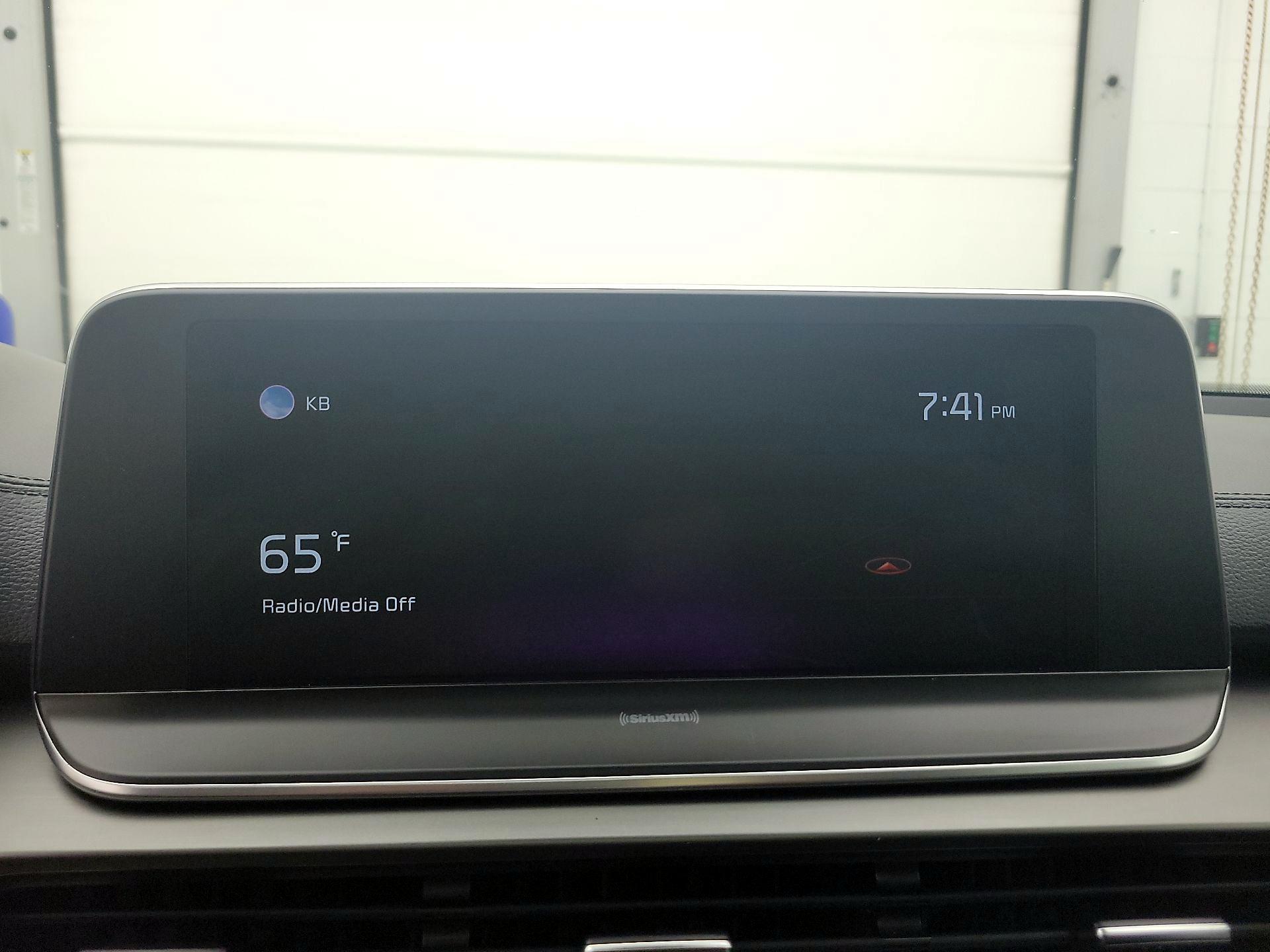 Thumbnail: 2022 Kia Telluride - 16