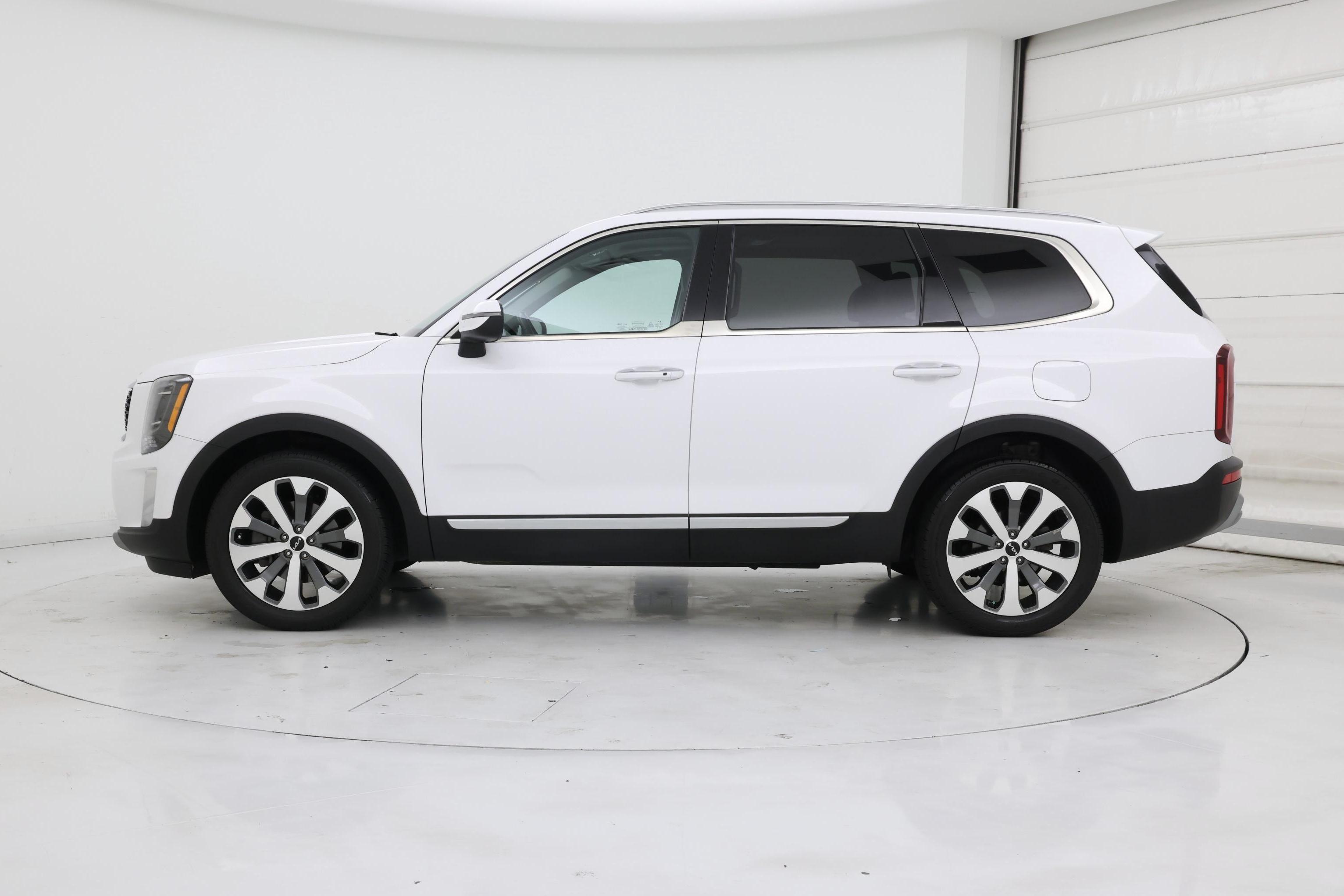 Thumbnail: 2022 Kia Telluride - 3